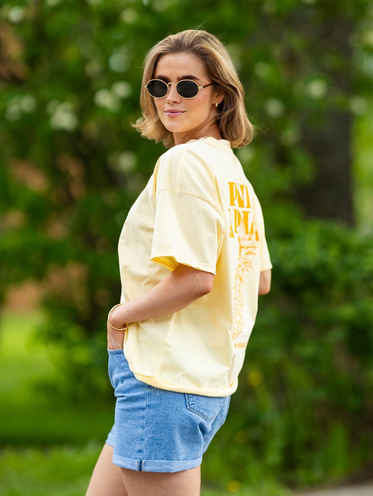 Only Kinna Short Sleeve Oversize Top Sunlight Pineapple tropical jungle