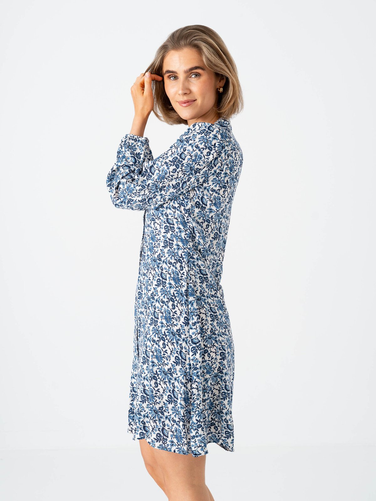 Only Levida Long Sleeve Short Dress Coronet Blue Jadie Flower