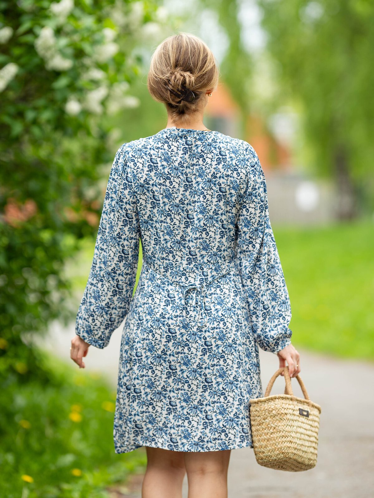 Only Levida Long Sleeve Short Dress Coronet Blue Jadie Flower