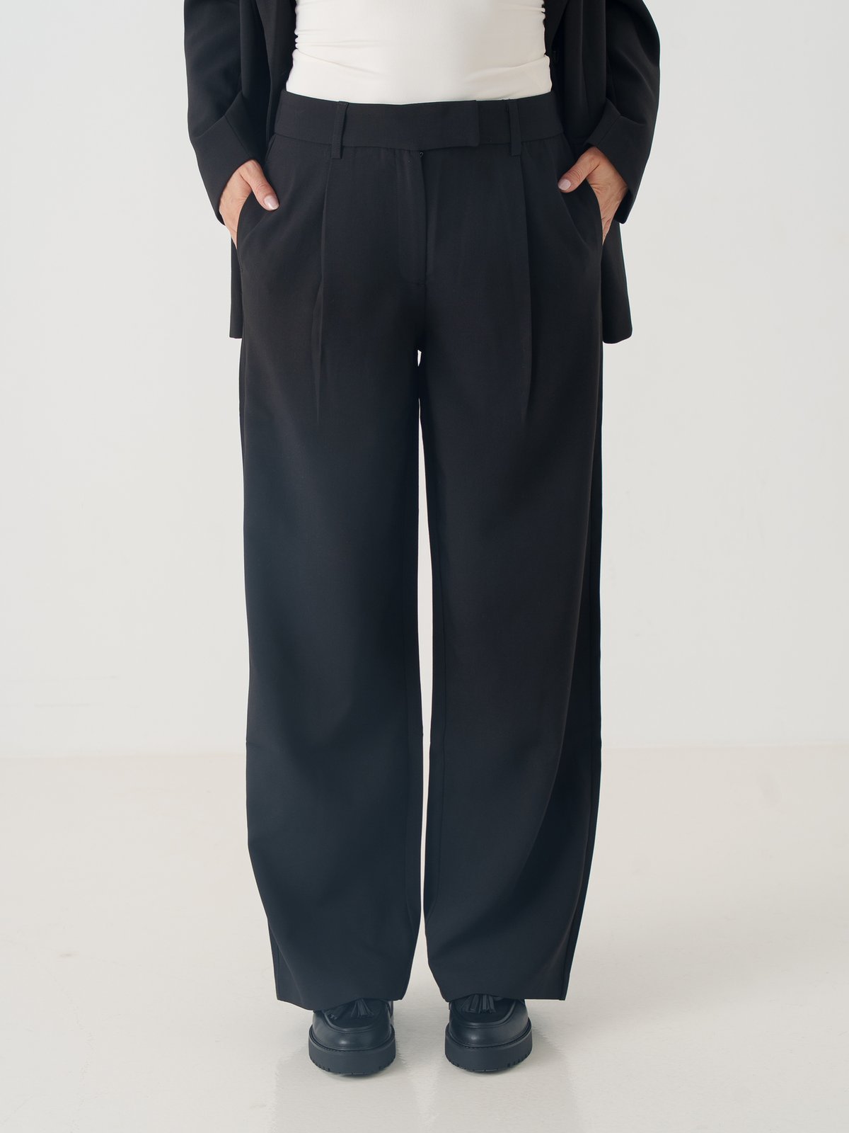 Only Linda Raven High Waist Straight Pant Sort