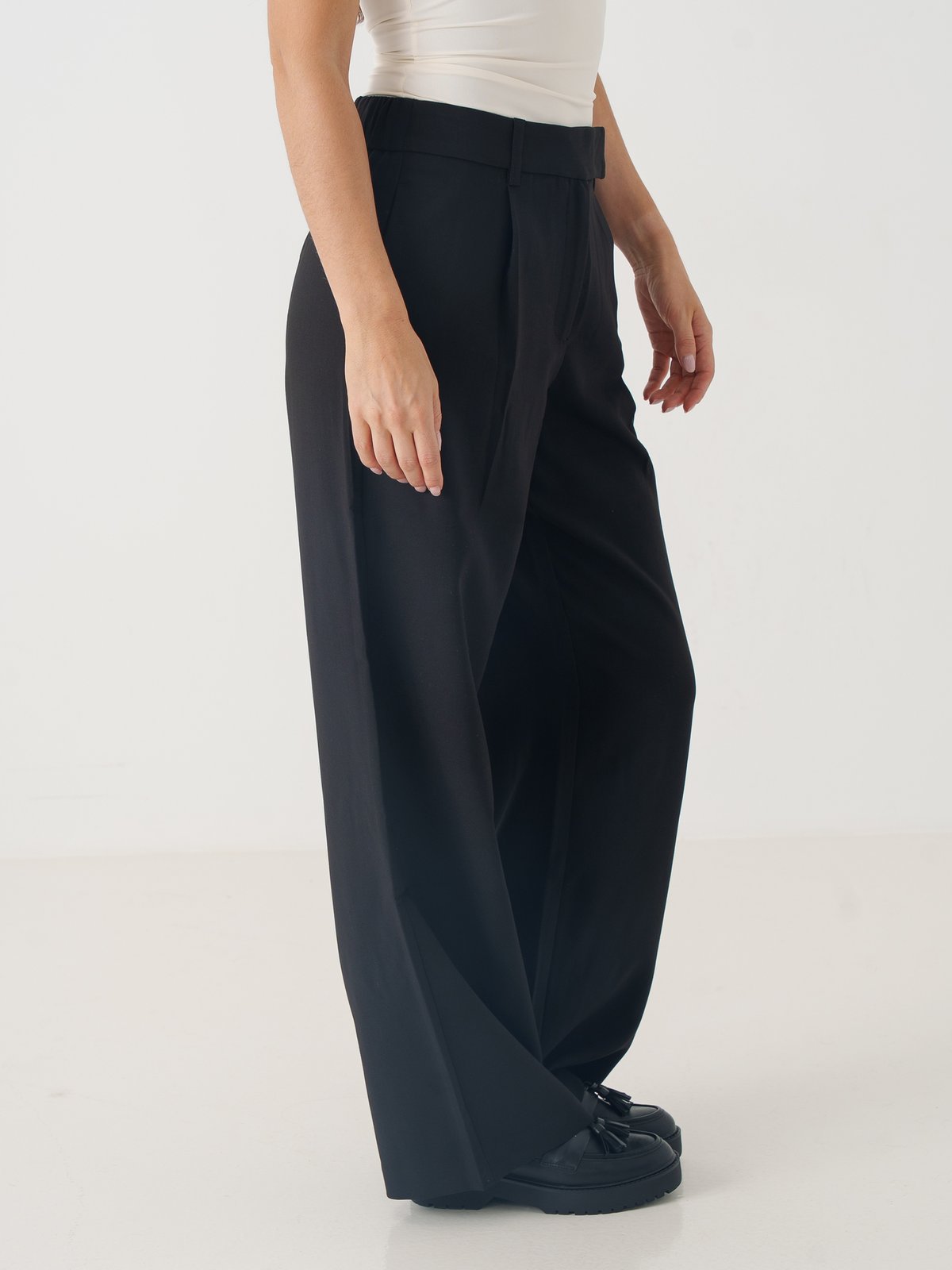 Only Linda Raven High Waist Straight Pant Sort