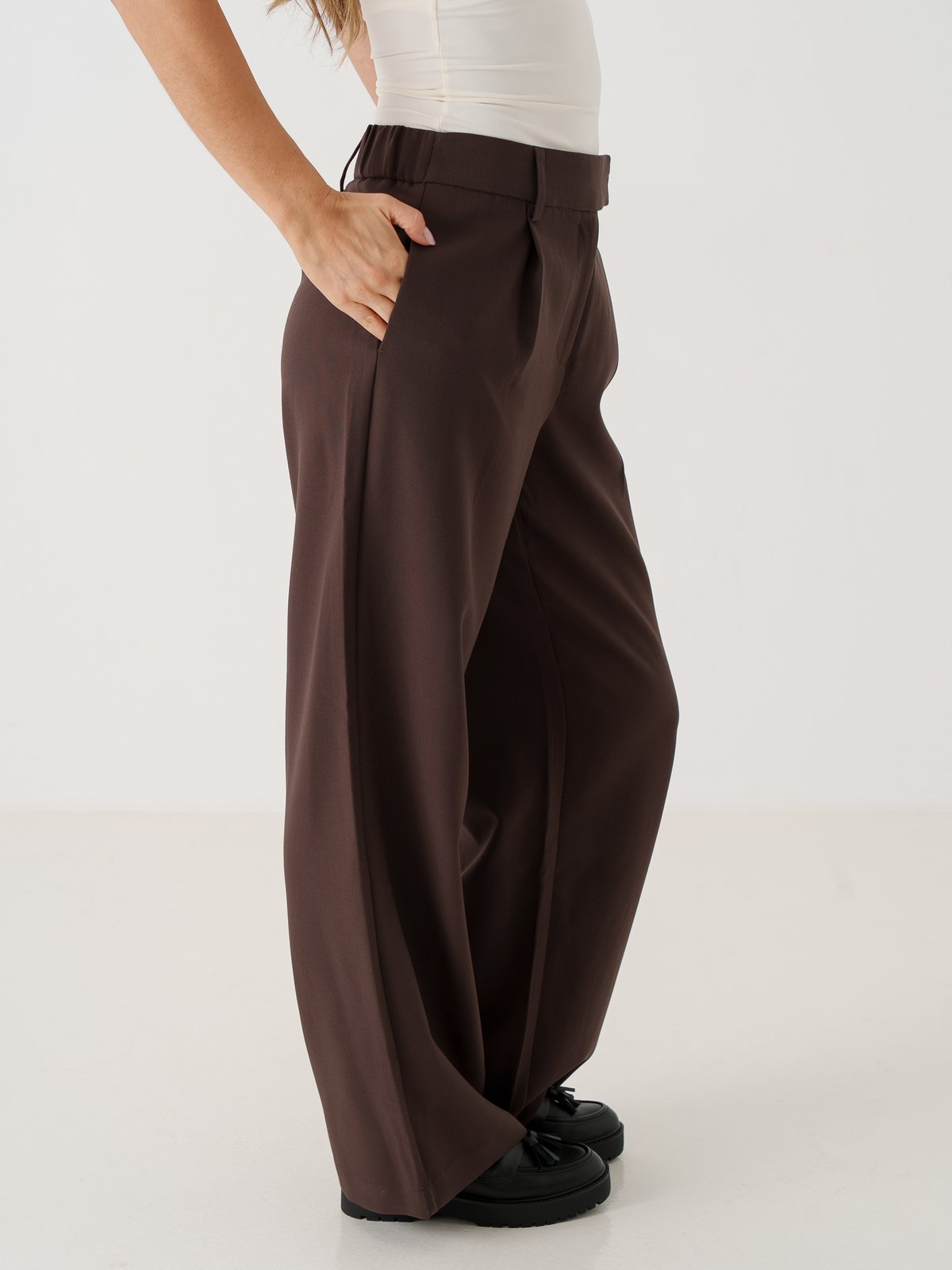 Only Linda Raven High Waist Straight Pant Coffee Bean