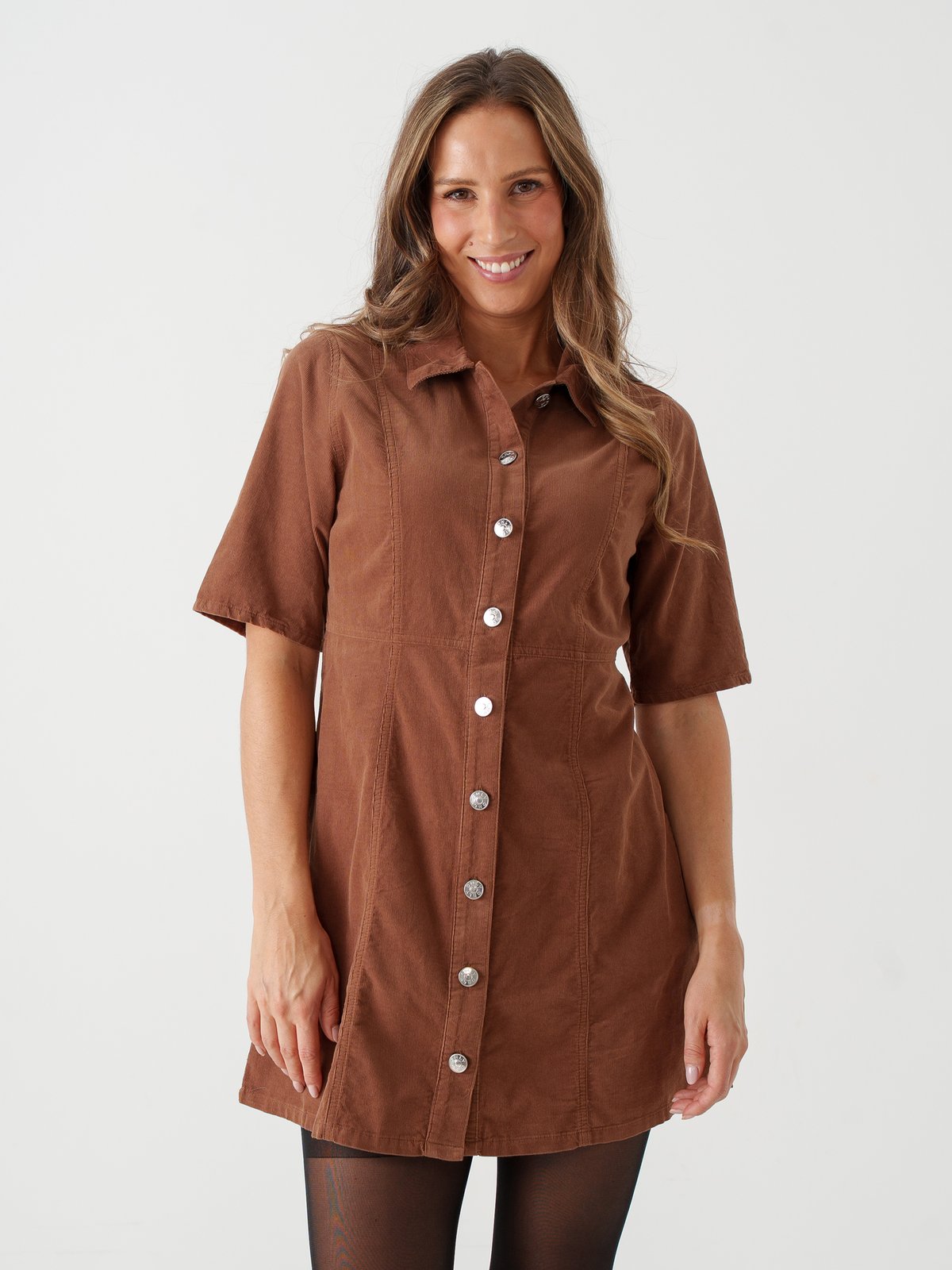 Only Aime 2/4 Short Cord Button Dress Bison