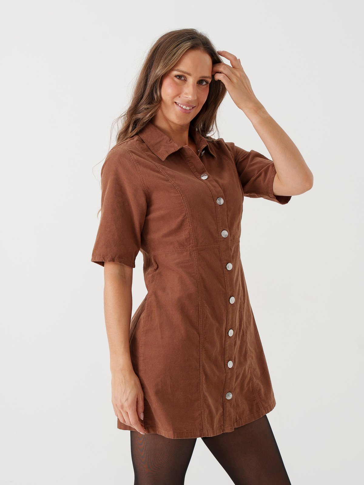 Only Aime 2/4 Short Cord Button Dress Bison