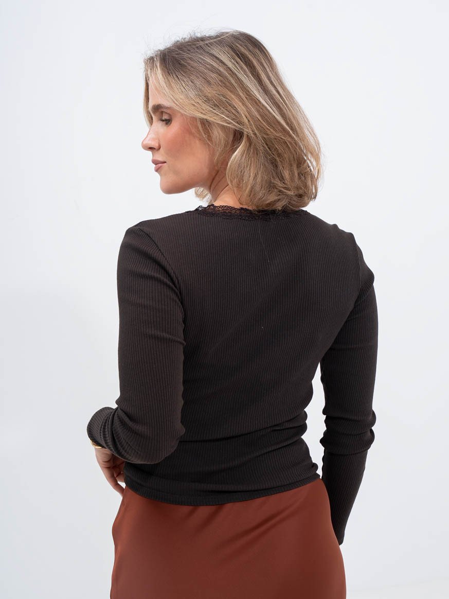 Only Sara Sharai Long Sleeve V-Neck Top Chocolate Torte