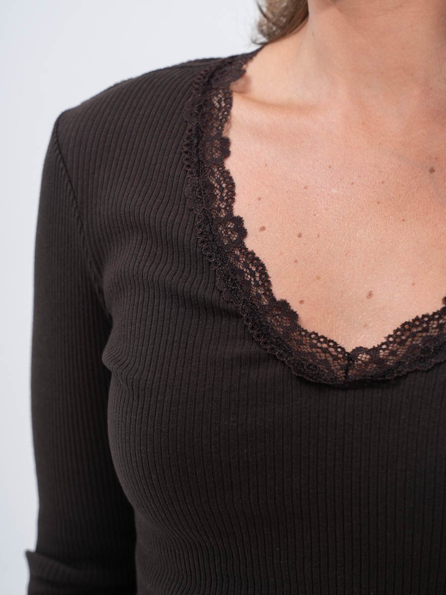 Only Sara Sharai Long Sleeve V-Neck Top Chocolate Torte