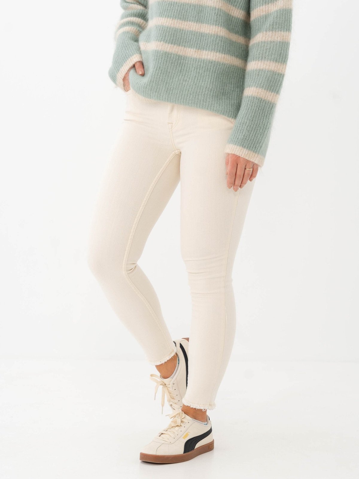 Only Blush Mid RW Denim Ecru