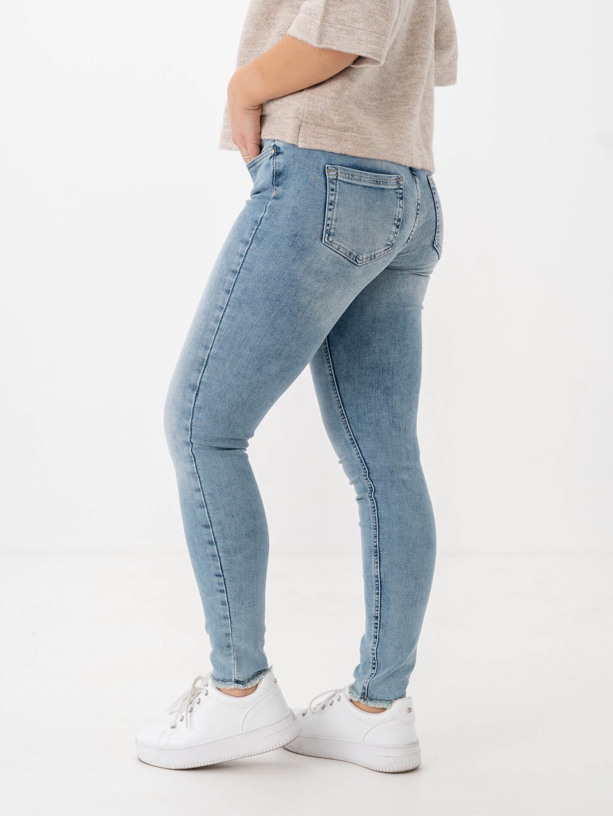 Only Blush Mid RW Denim Light Medium Blue Denim