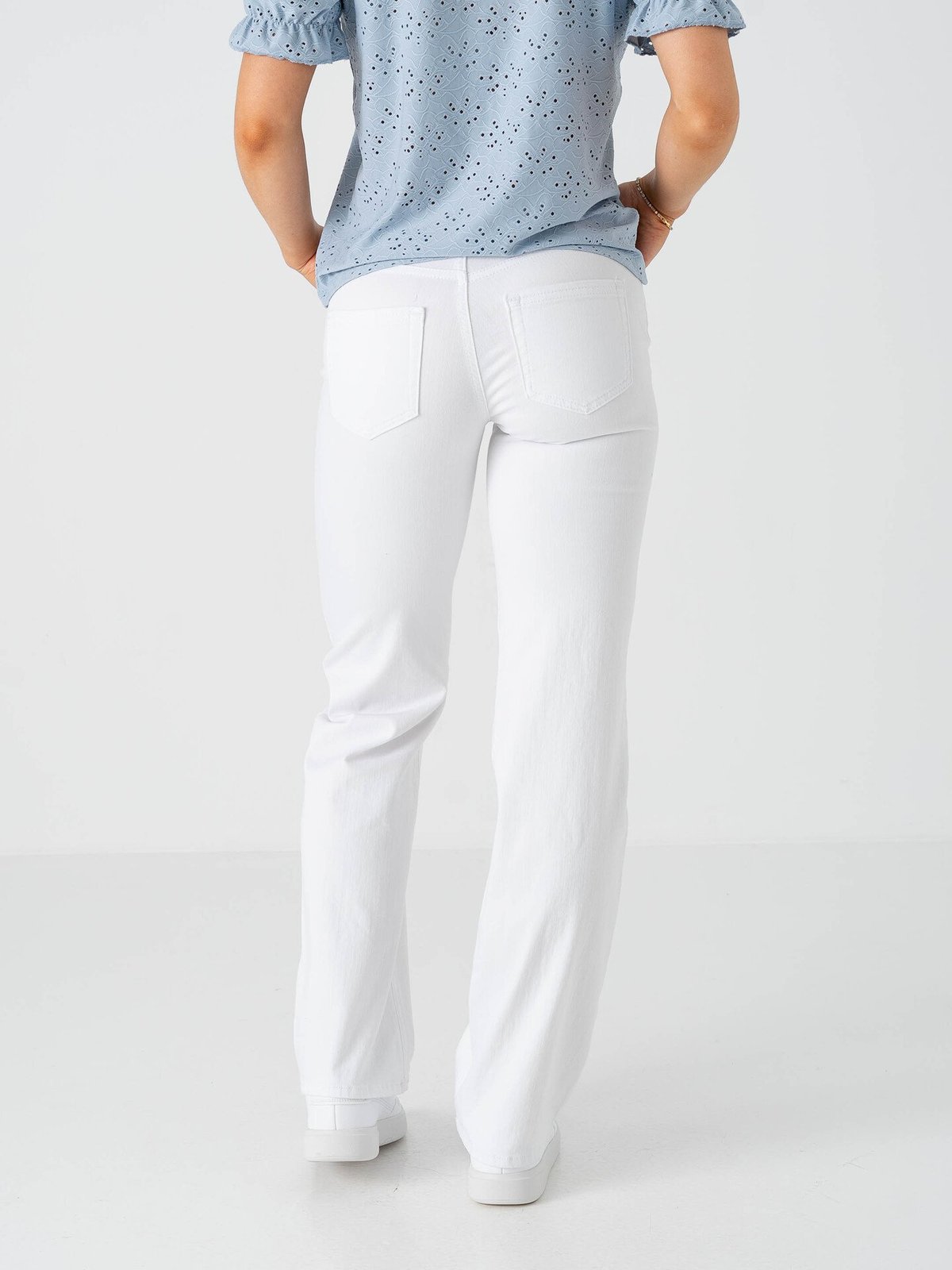 Only Blush Mid Straight Denim White