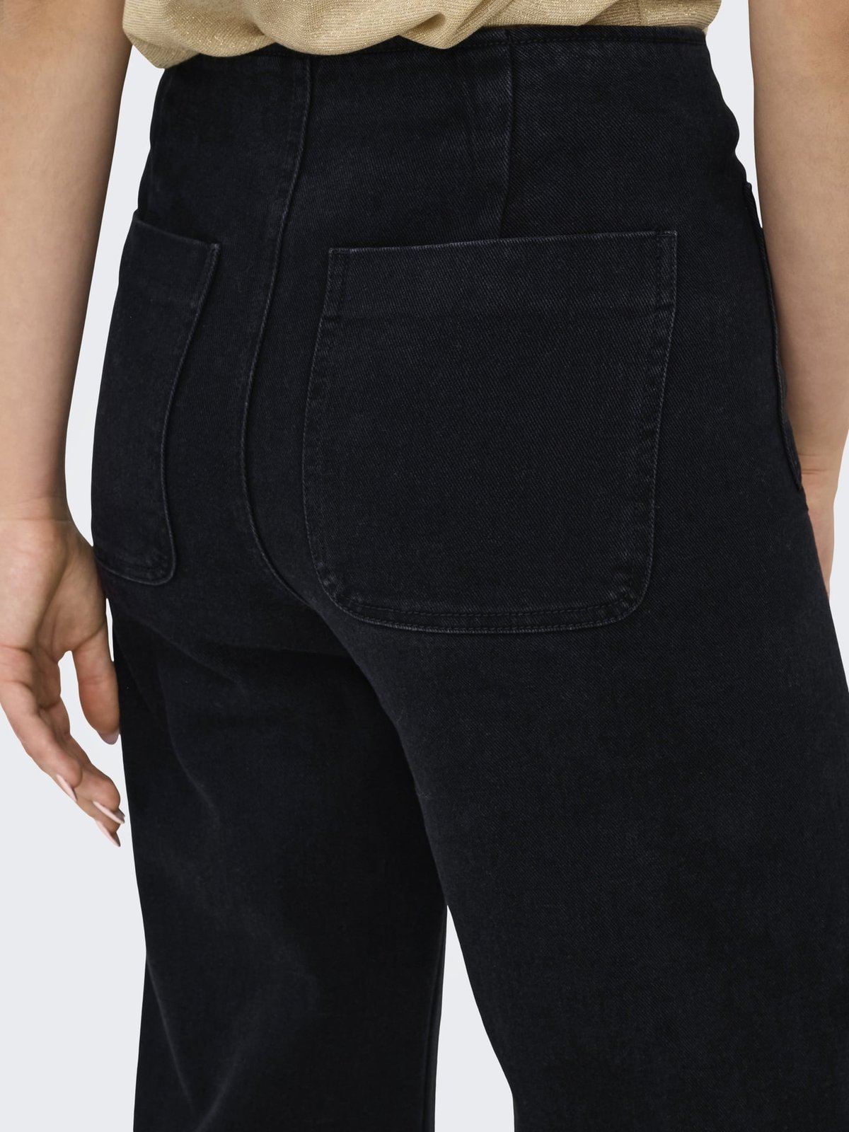 Only Madeline High Waist Wide Pocket Denim Sort