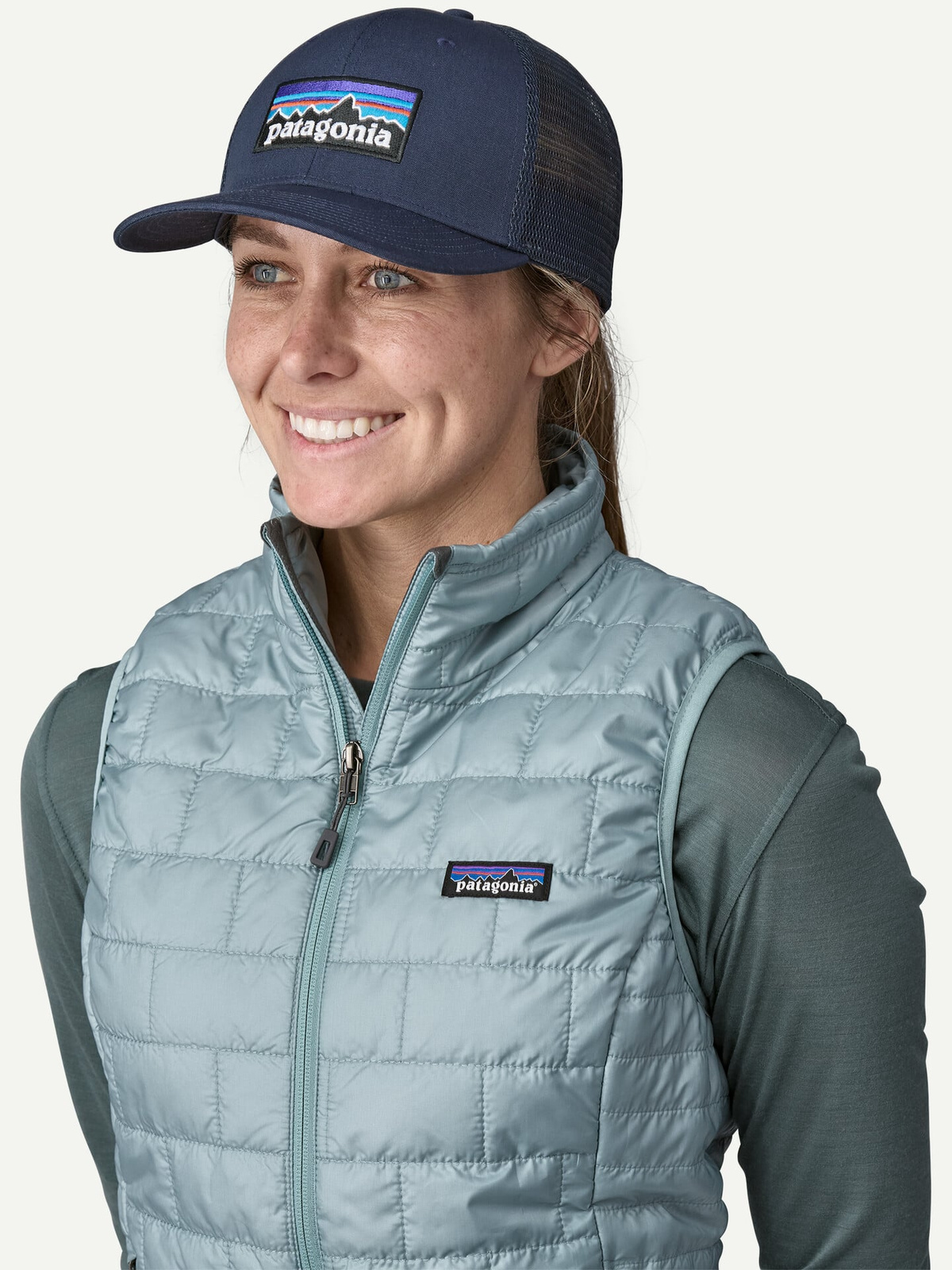 Patagonia P-6 Logo Trucker Hat New Navy