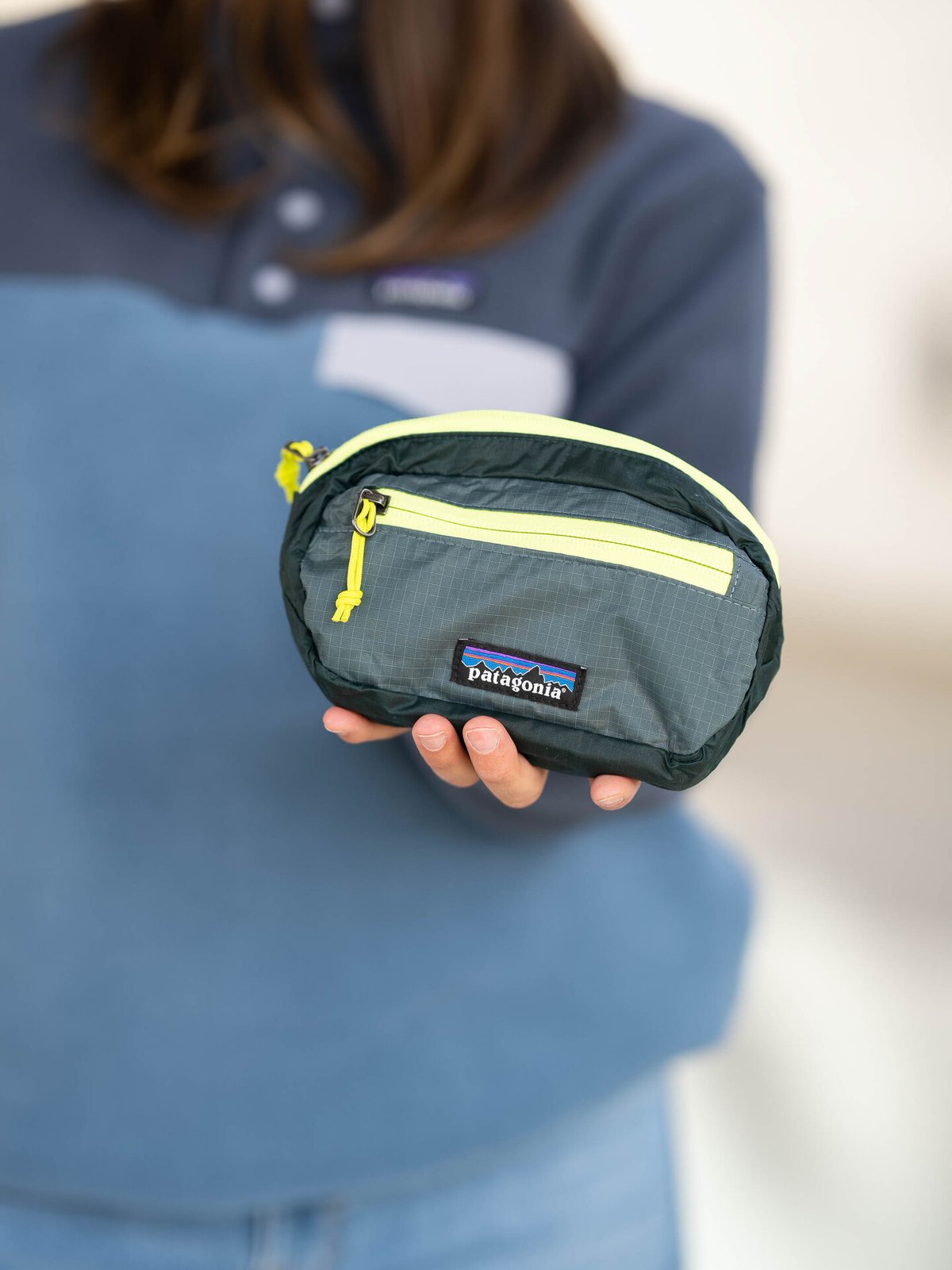 Patagonia Ultralight Black Hole Mini Hip Nouveau Green