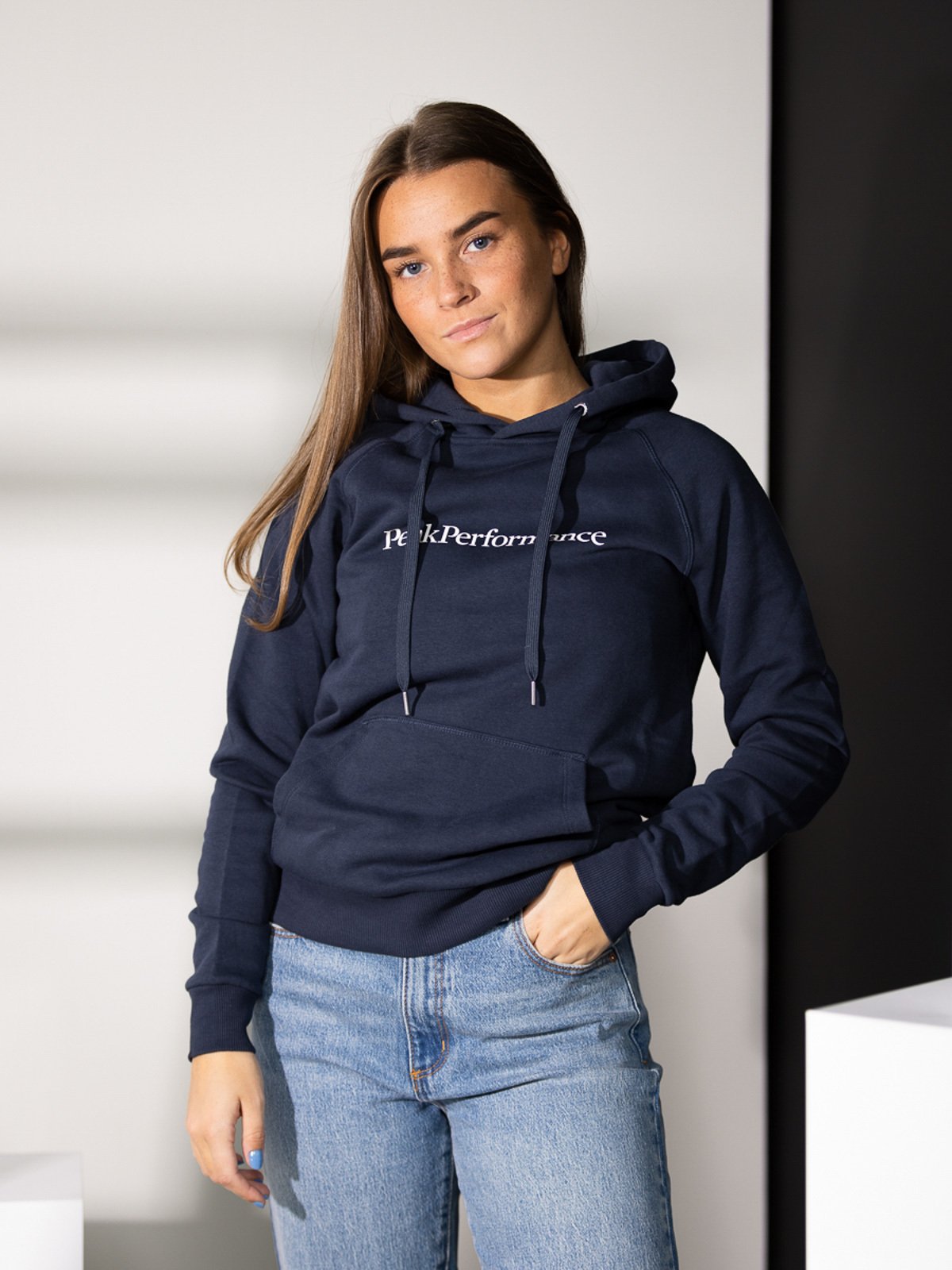 Peak Performance Ground Hood Total Eclipse