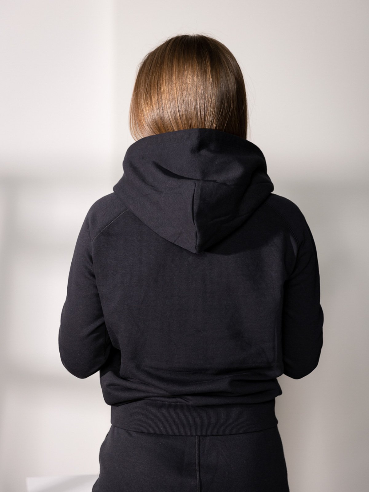 Peak Performance Ground Hood Black Beauty