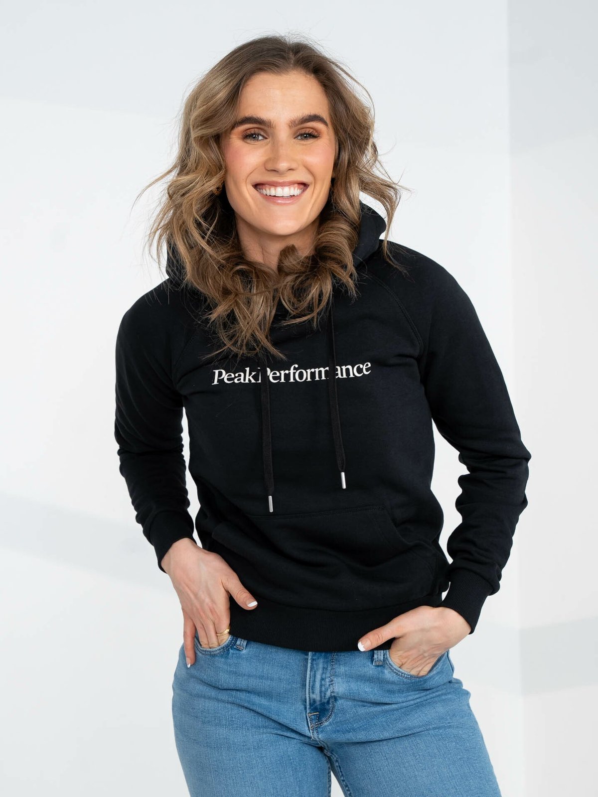 Peak Performance Ground Hood Black Beauty