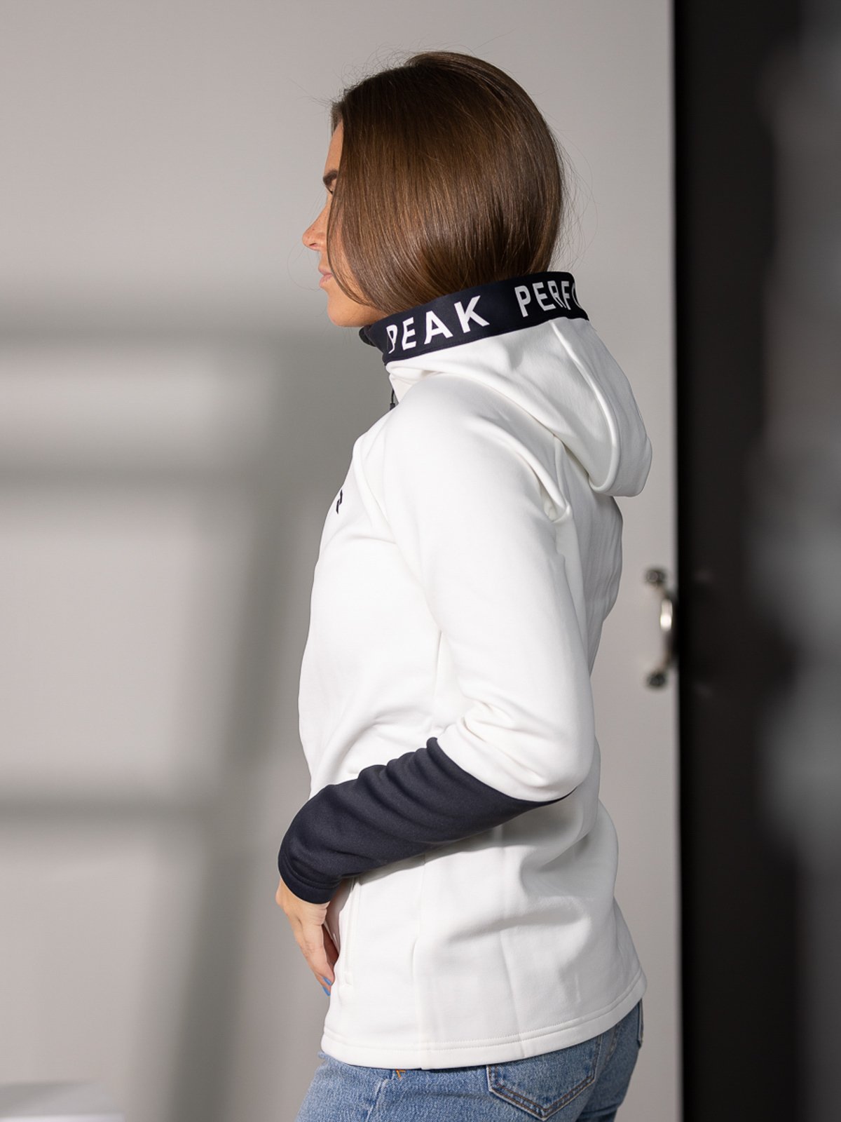 Peak Performance W Rider Zip Hood Jacket Off White / Black