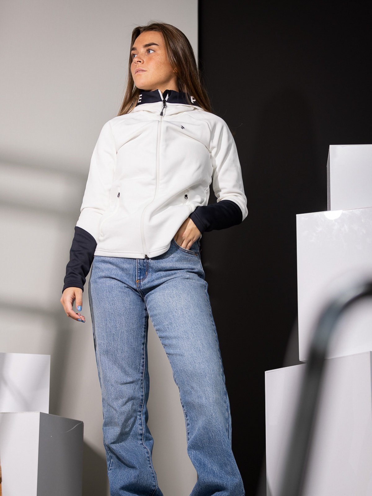 Peak Performance W Rider Zip Hood Jacket Off White / Black