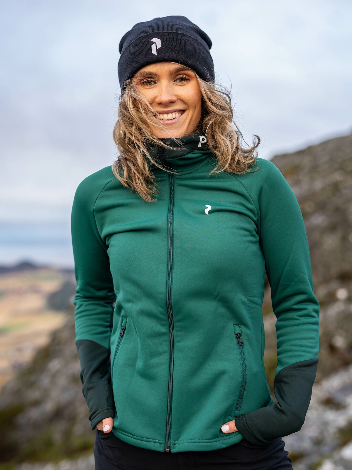 Peak Performance W Rider Zip Hood jacket Green ivy / Scarab green