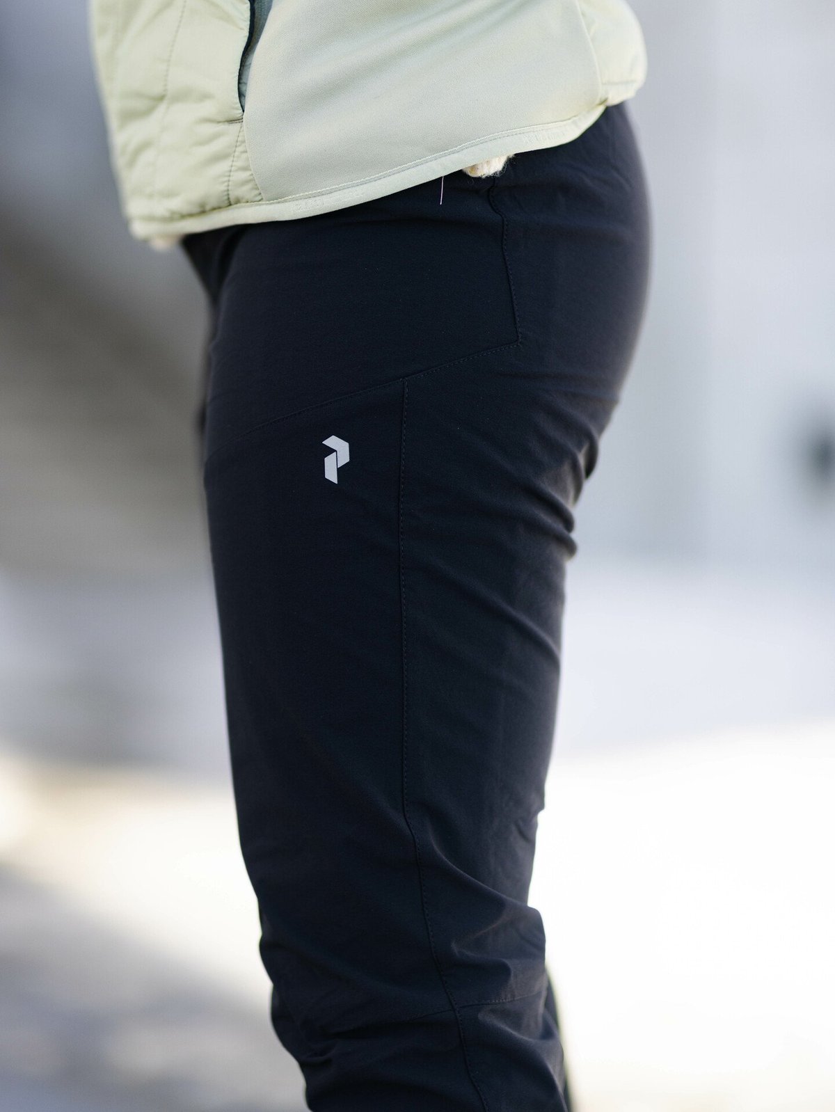 Peak Performance W Outdoor Soft Shell Pants Black