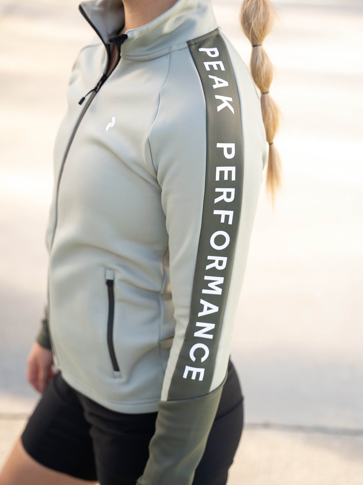 Peak Performance Rider Mid Zip Jacket Limit Green / Pine