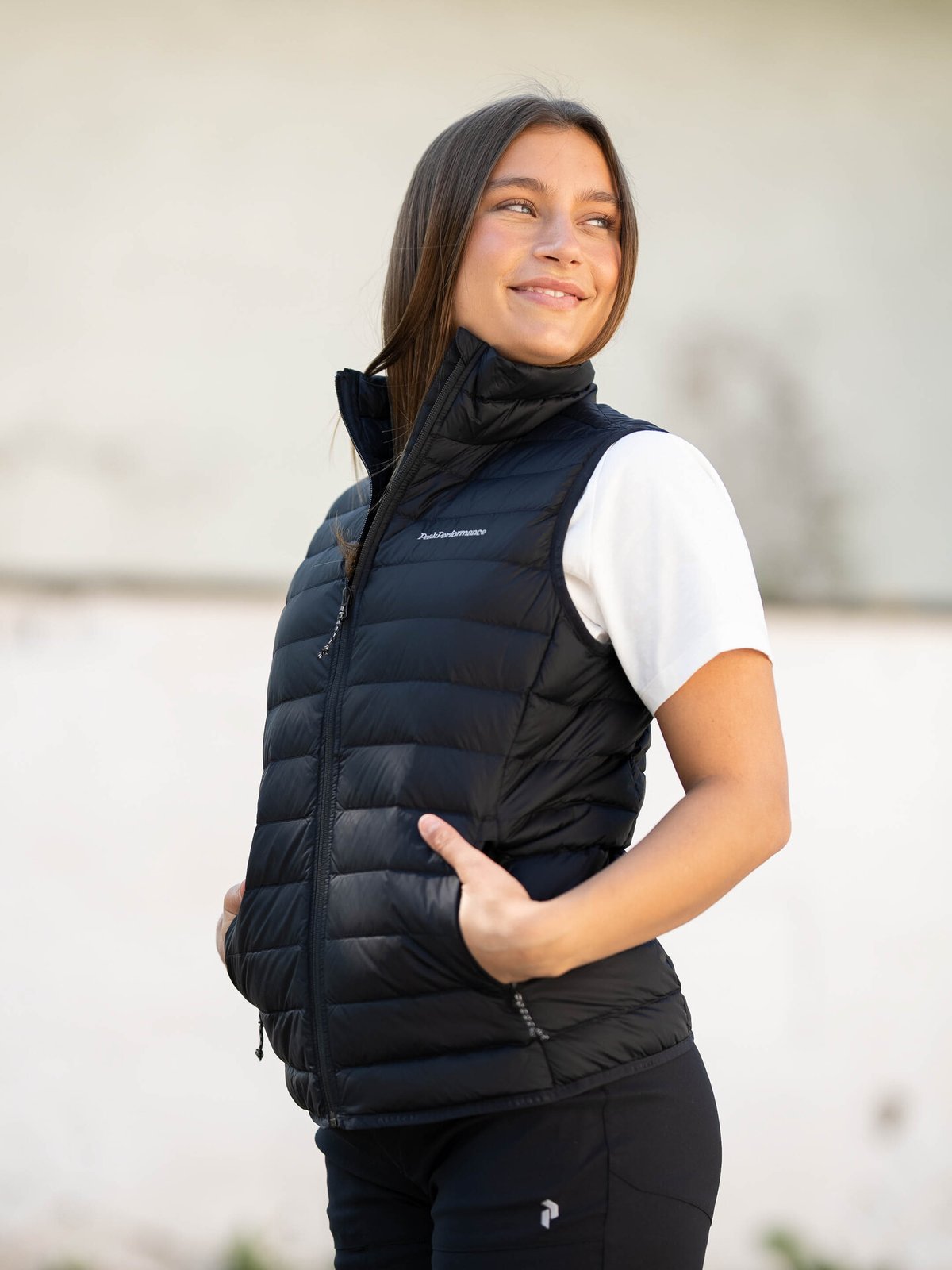 Peak Performance Down Liner Vest Black