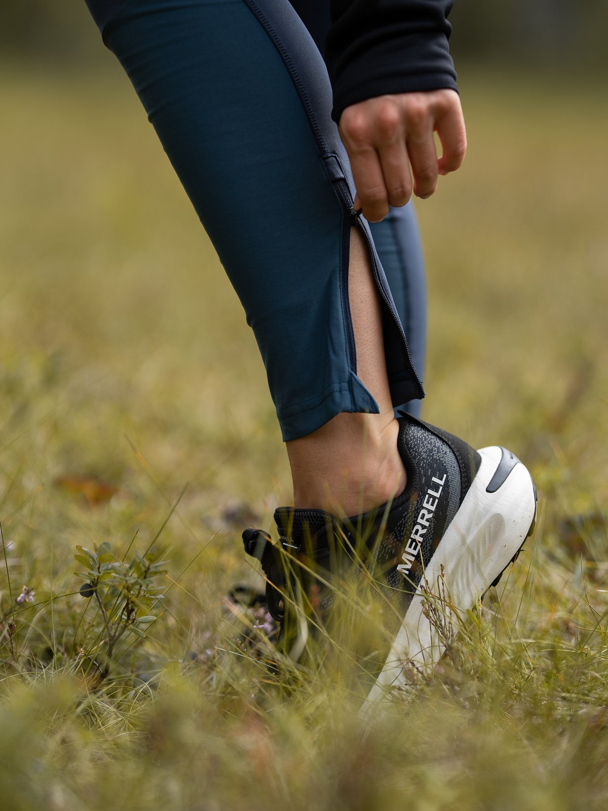 Peak Performance Vislight Track Tights Salute Blue (2AC) / Blue Steel (2Z8)