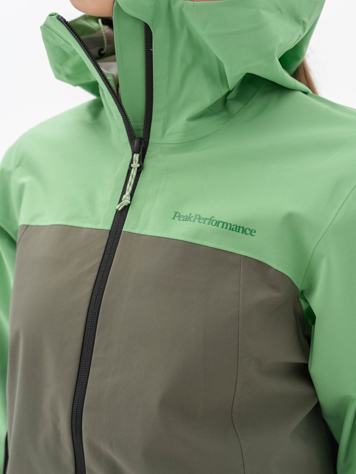 Peak Performance Trail Hipe Shell Jacket Peppermint / Pine Needle