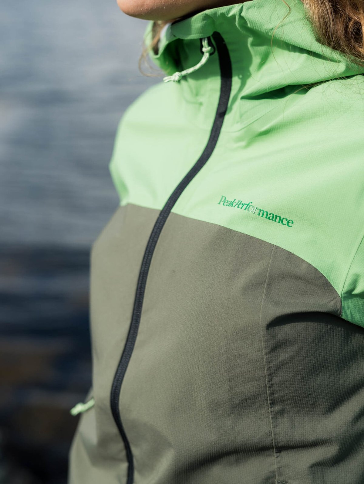 Peak Performance Trail Hipe Shell Jacket Peppermint / Pine Needle