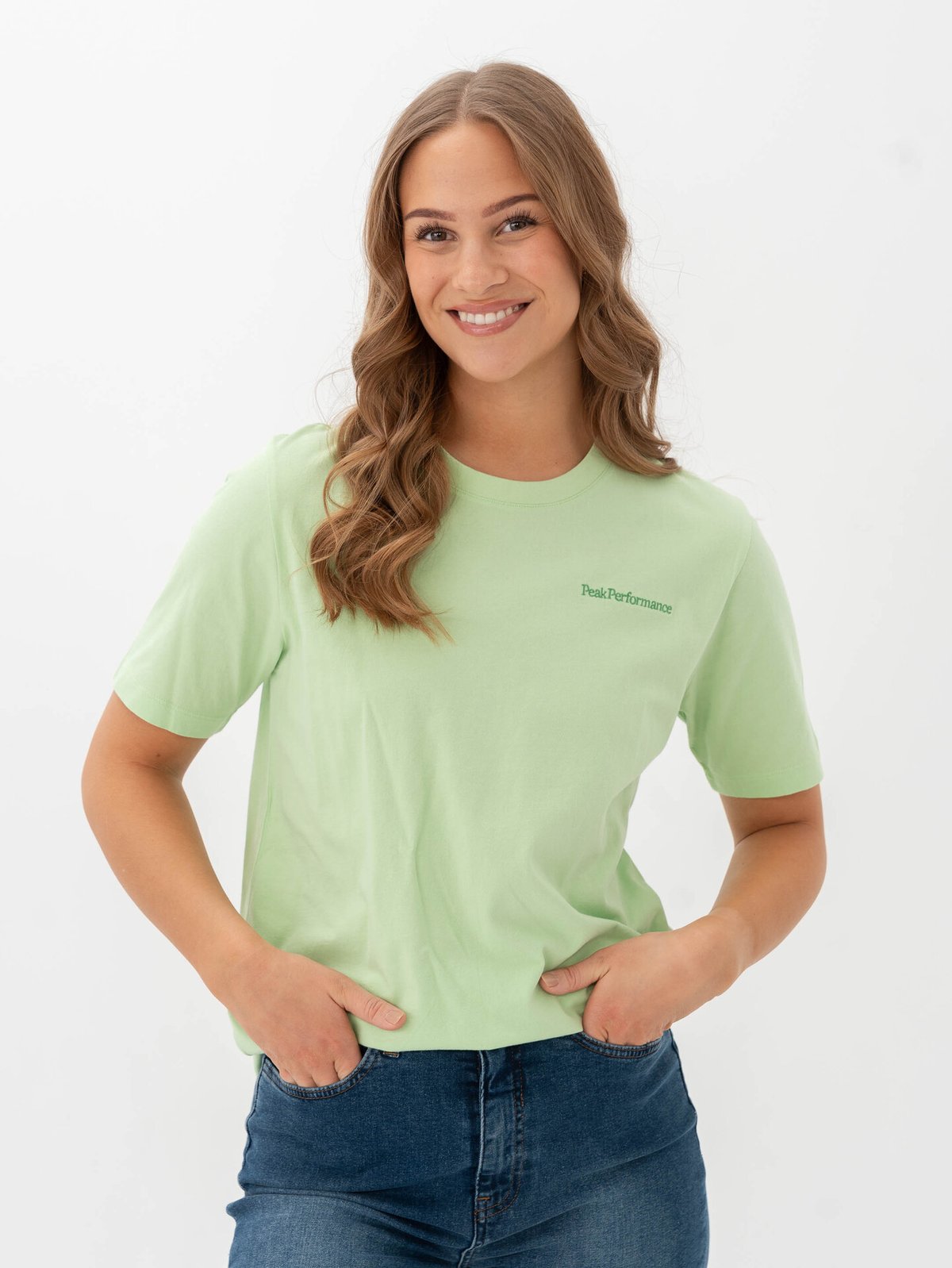 Peak Performance Original Small Logo Tee Vivid Green