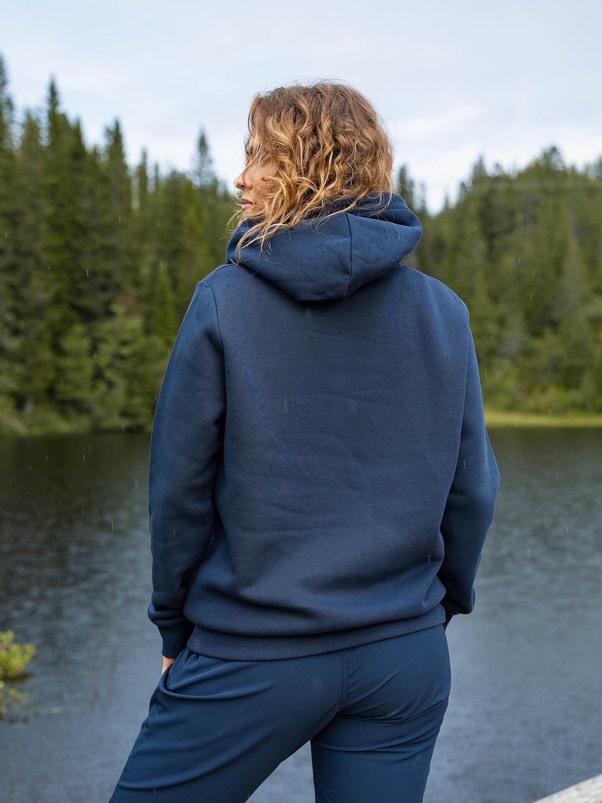 Peak Performance Original Small Logo Hood BLUE SHADOW