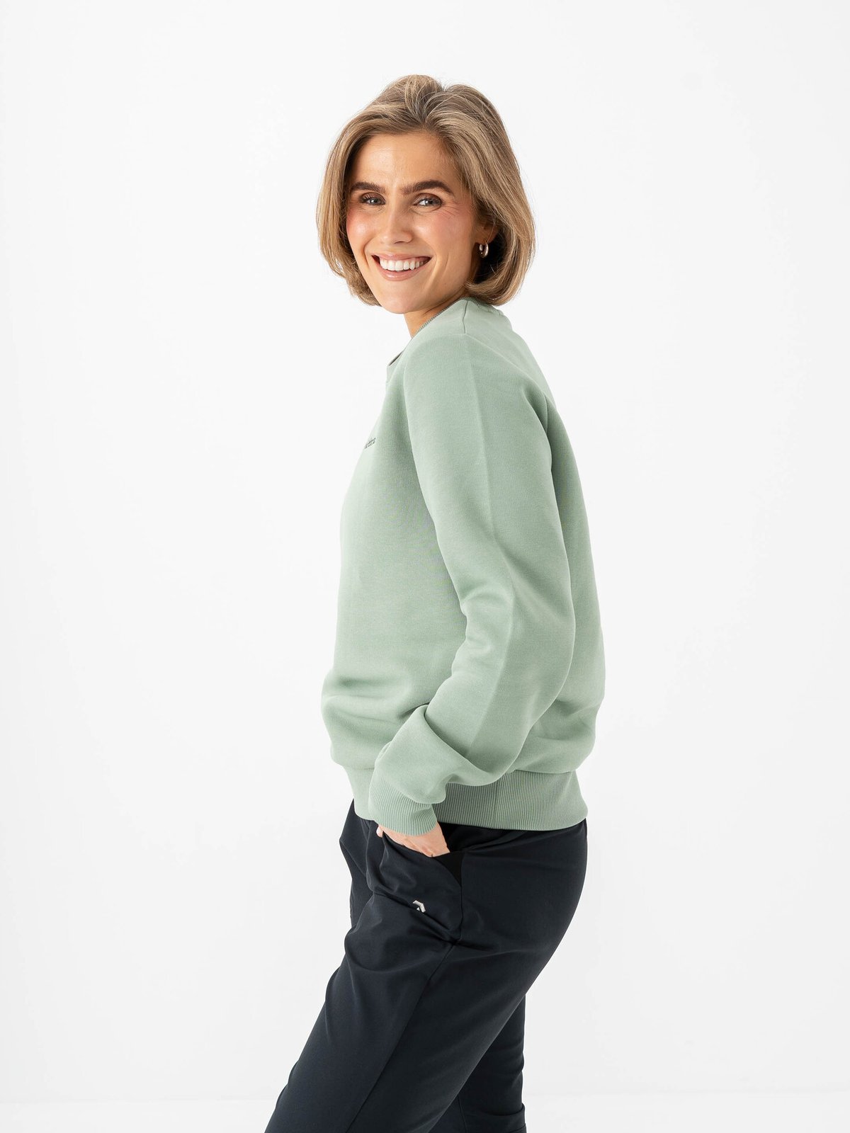 Peak Performance Original Small Logo Crew Green Valley