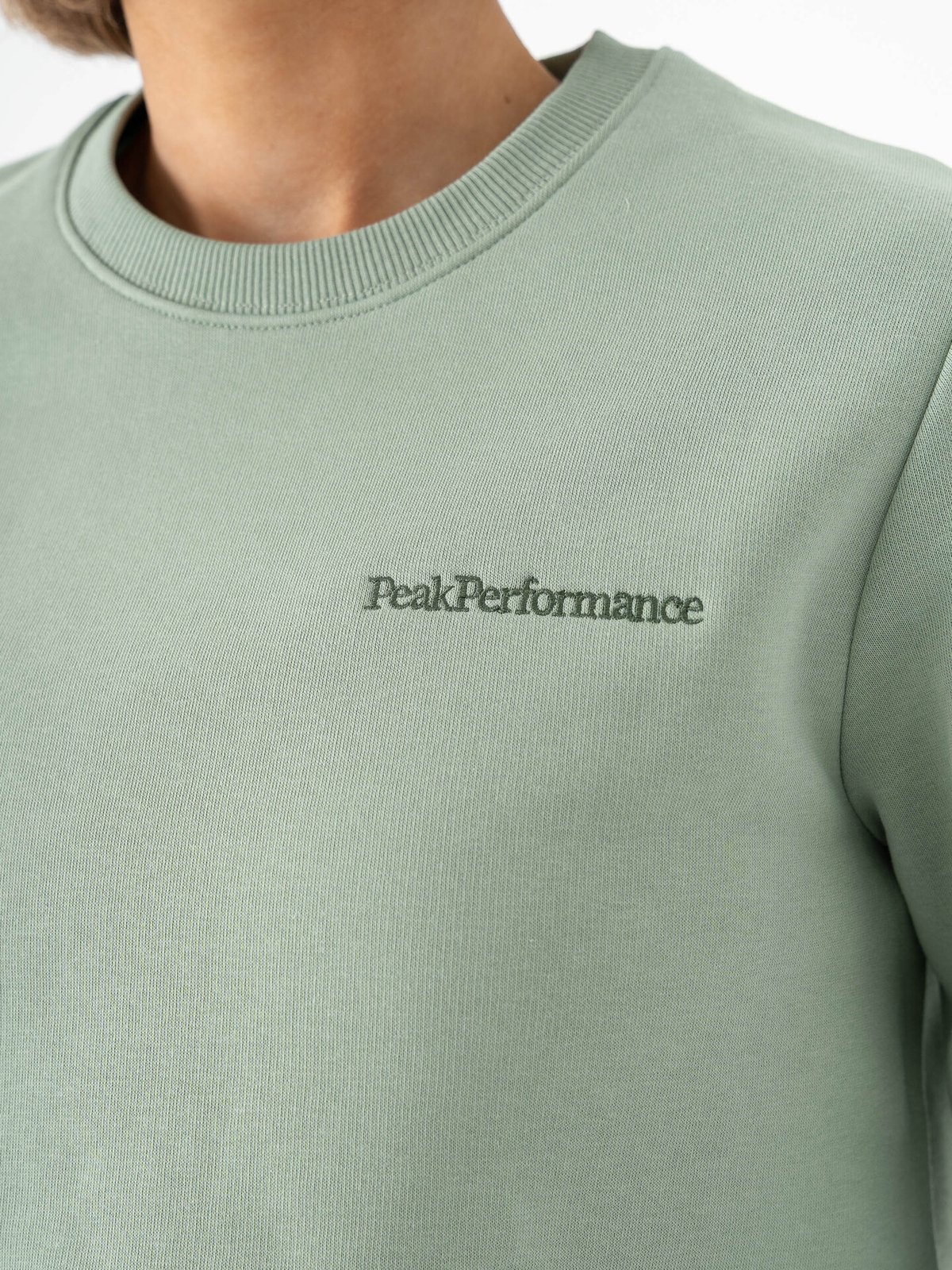 Peak Performance Original Small Logo Crew Green Valley