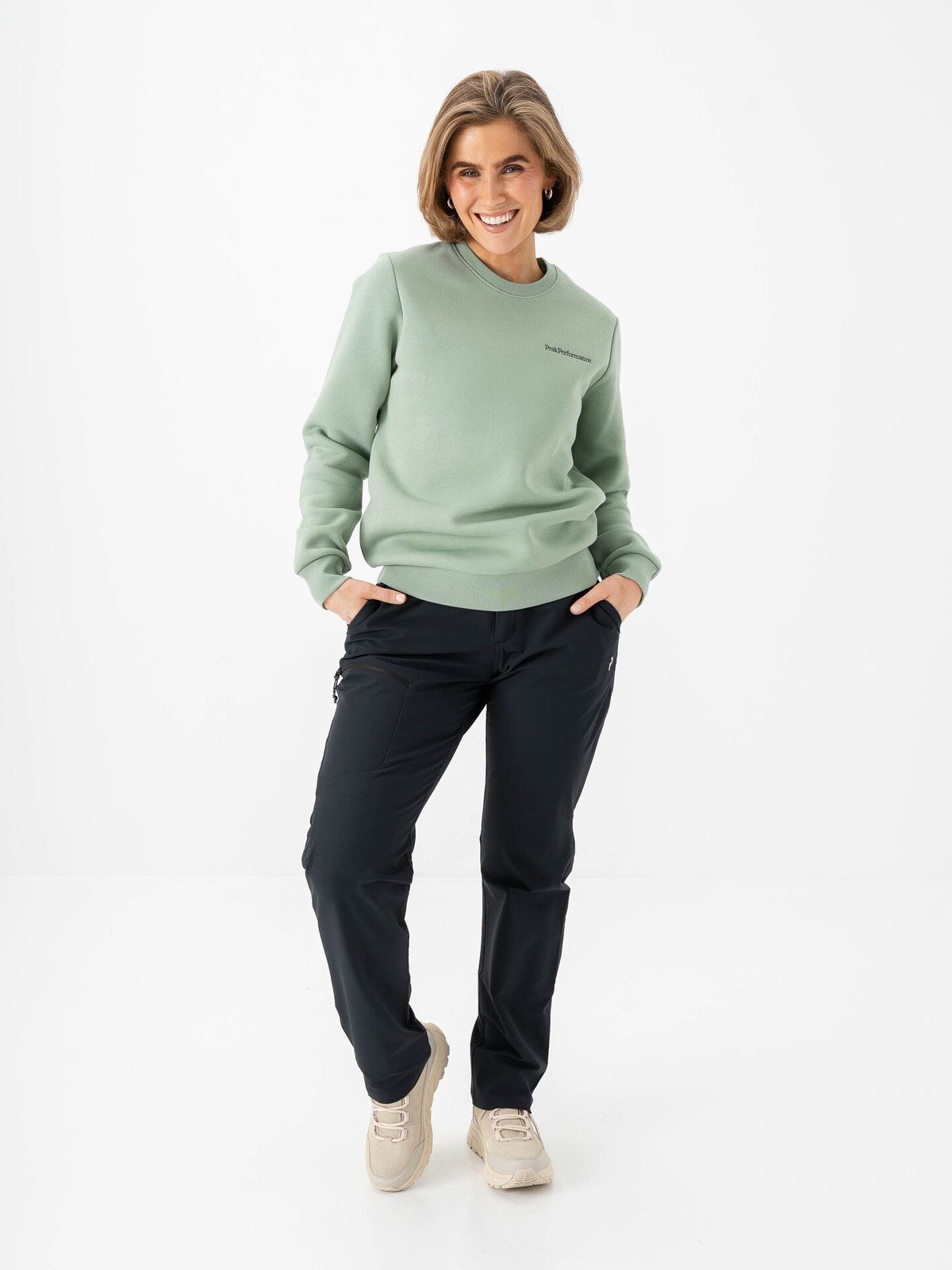 Peak Performance Original Small Logo Crew Green Valley