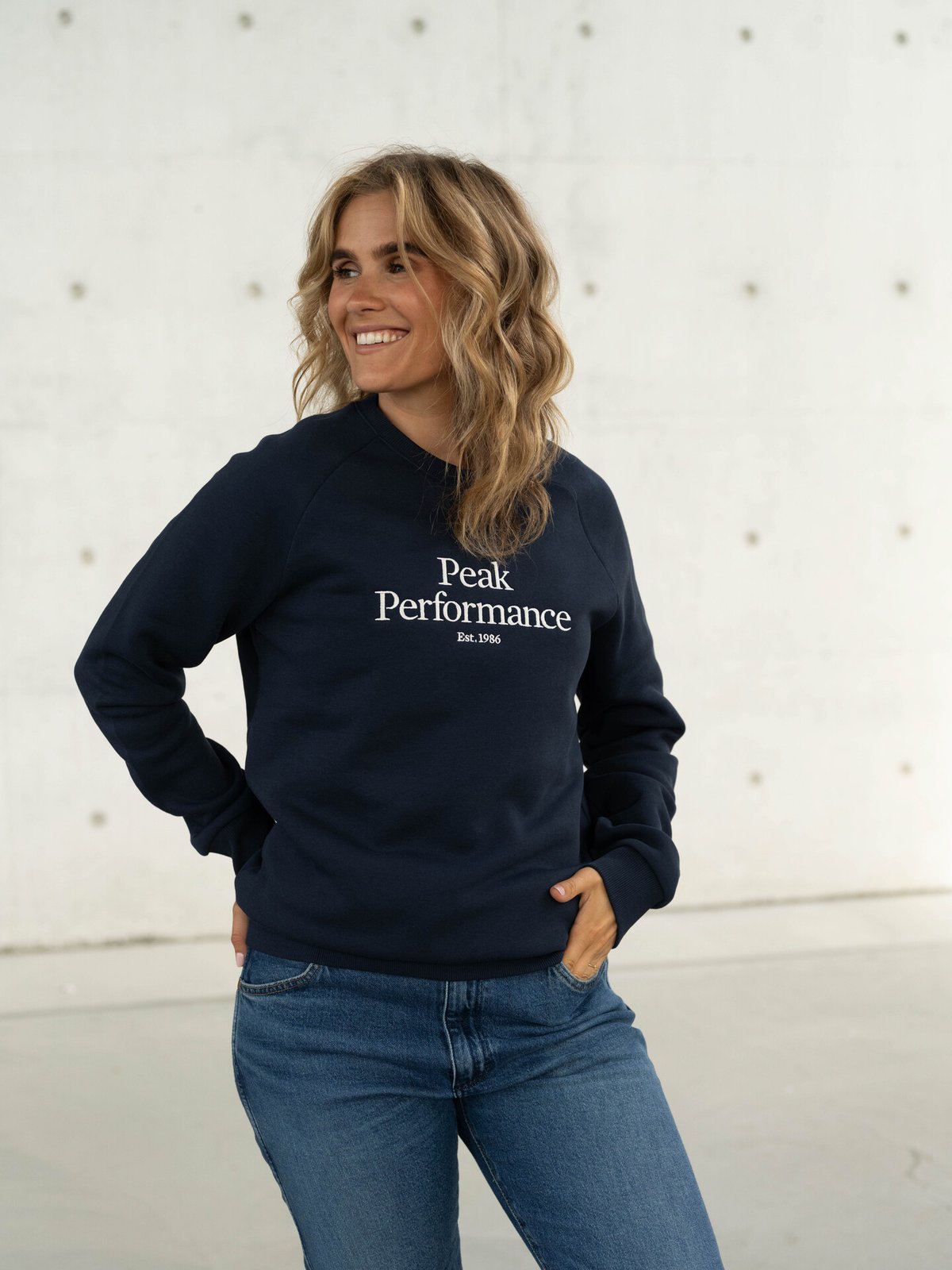 Peak Performance Original Crew Navy