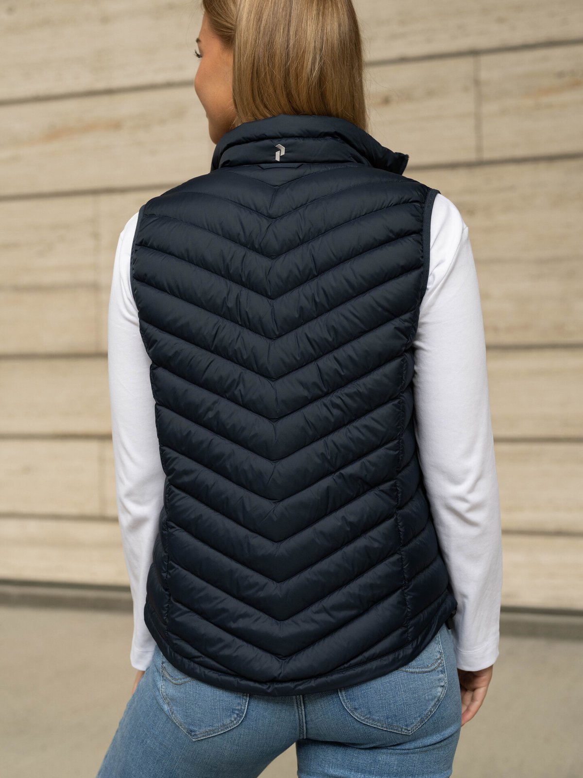 Peak Performance Frost Down Vest Blue Shadow