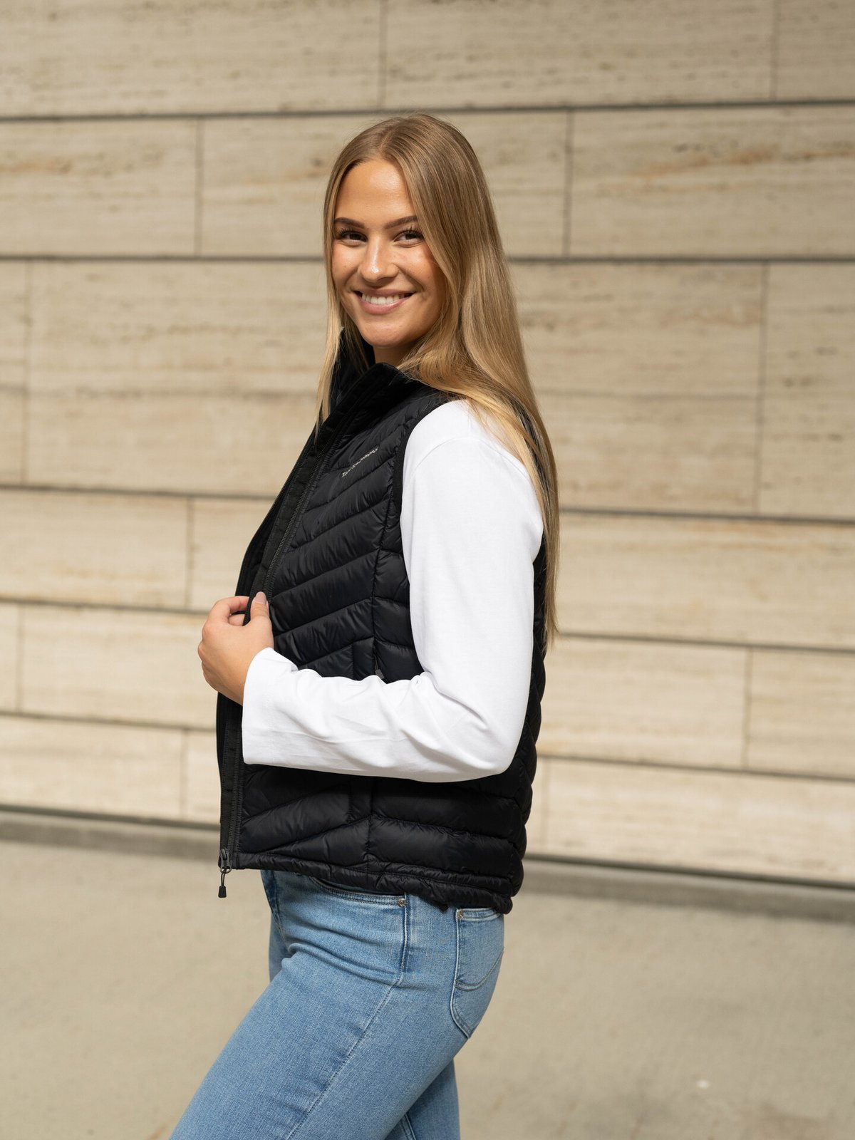 Peak Performance Frost Down Vest Black