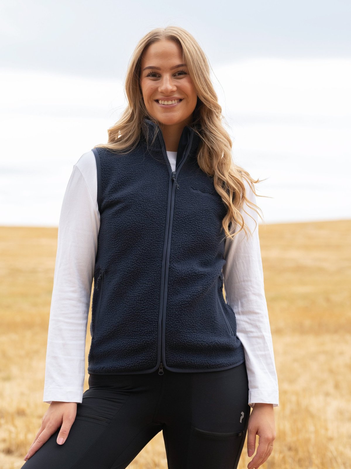 Peak Performance Pile Vest Blue shadow (2n3)