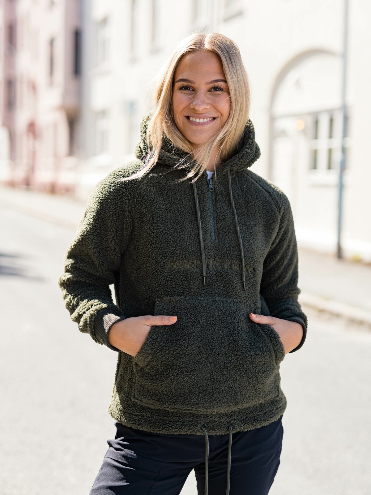 Peak Performance Ground Pile Half Zip Hood Pine Needle