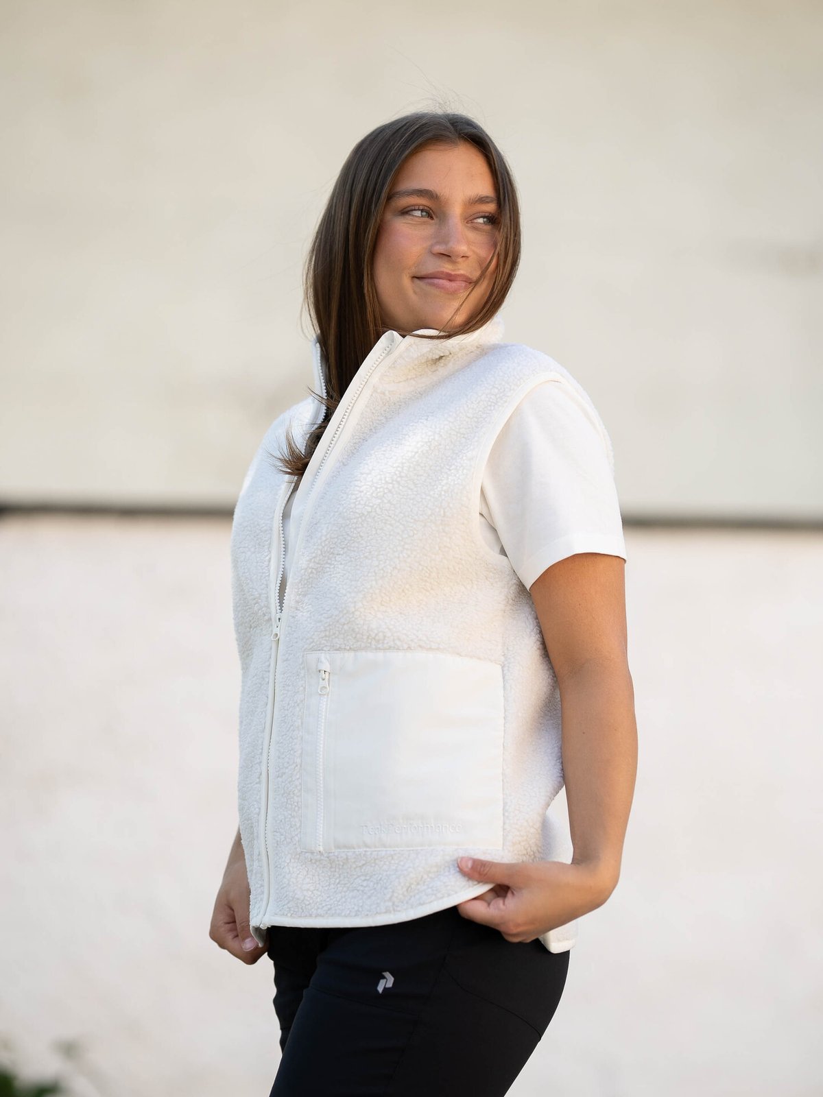 Peak Performance Ground Pile Vest Hvit