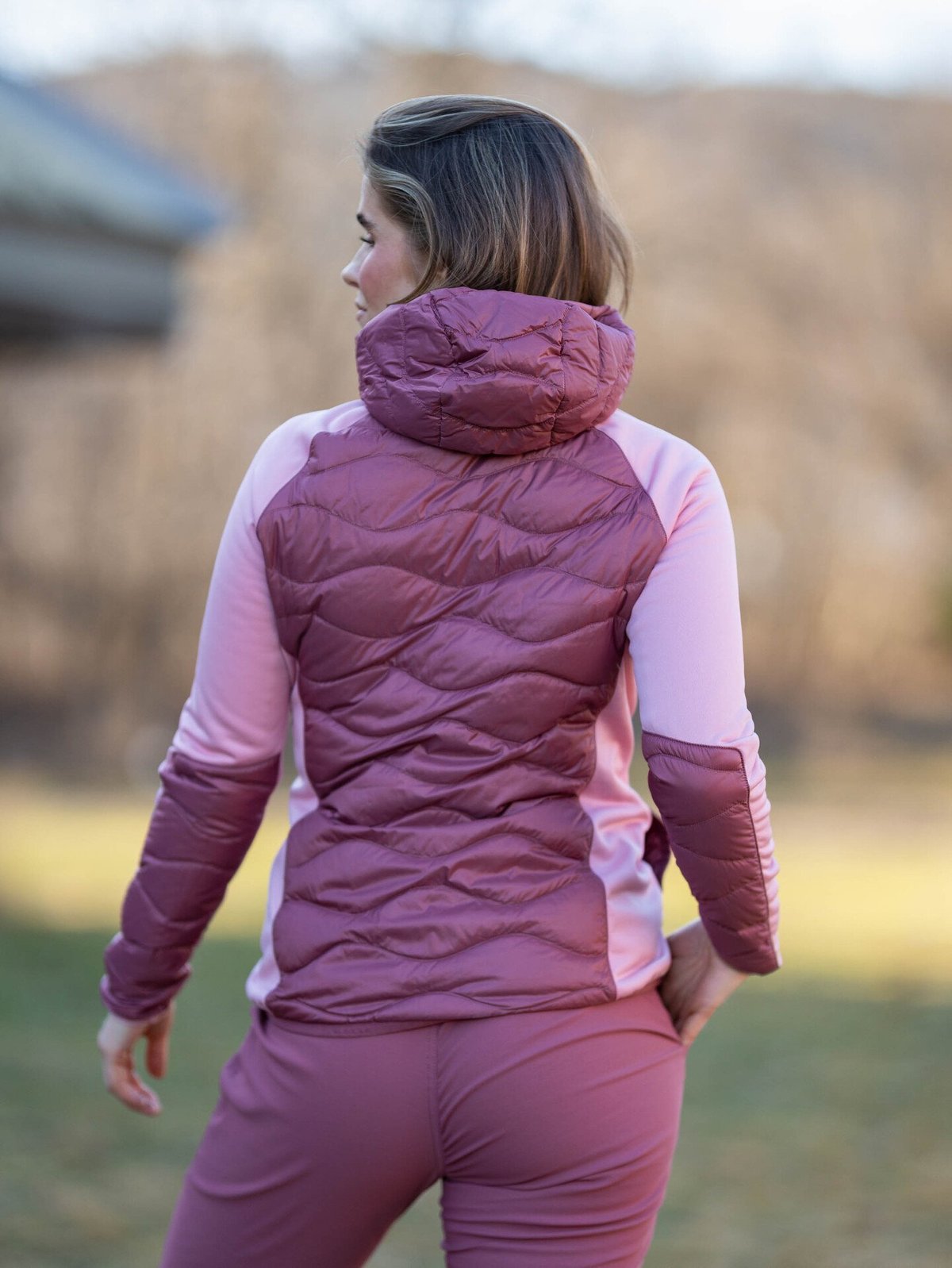 Peak Performance Helium Down Hybrid Hood Women Wild Rouge / Warm Blush