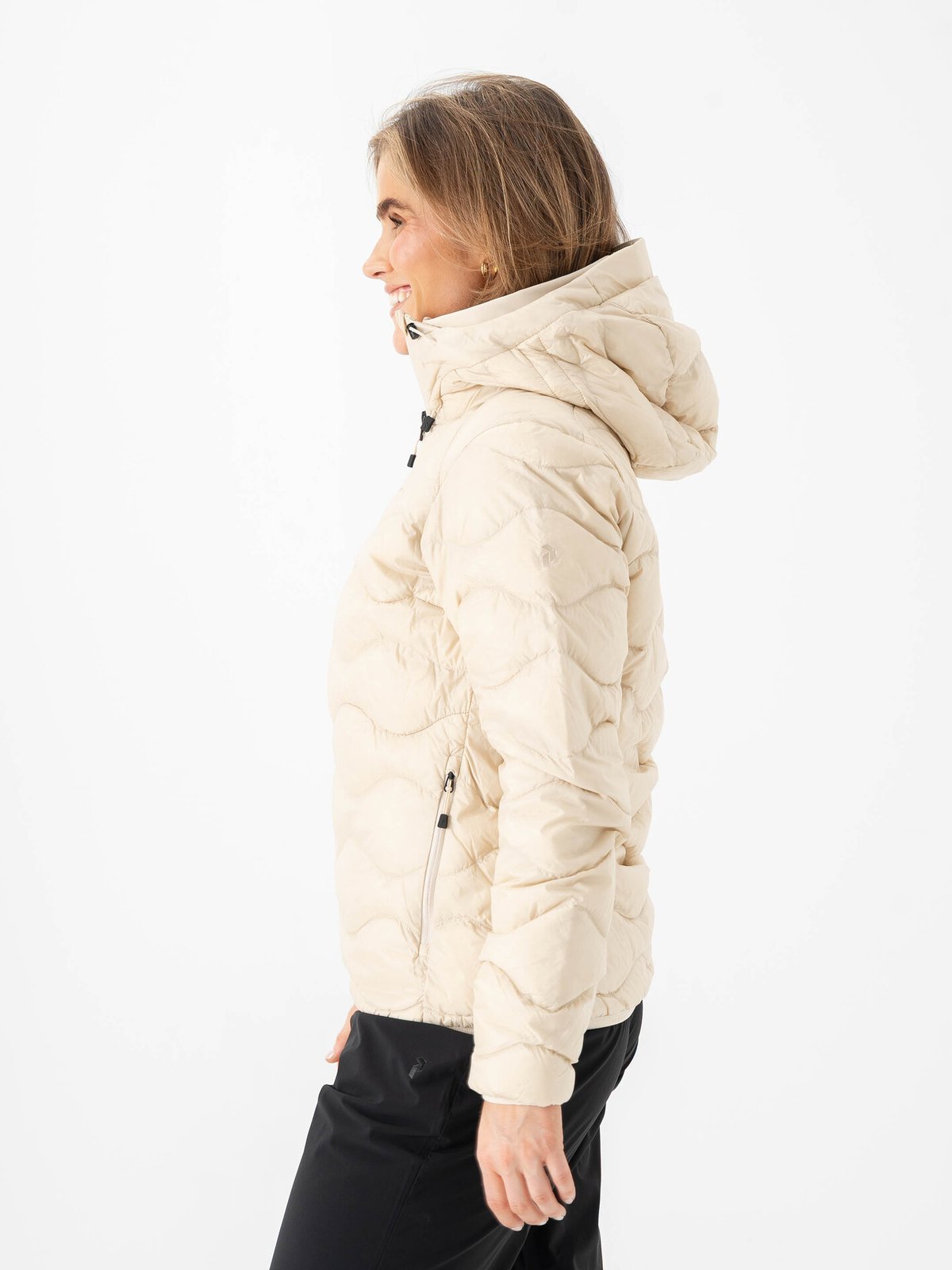 Peak Performance Helium Down Hood Jacket Women Sand Fog