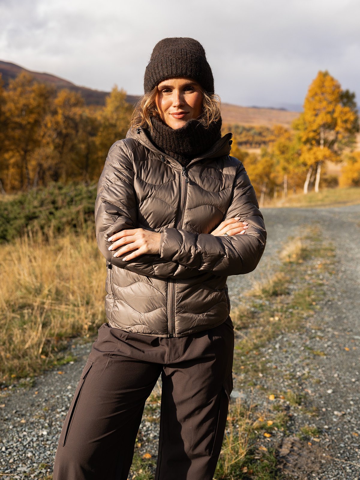 Peak Performance Helium Down Hood Jacket Women Terrain Tan