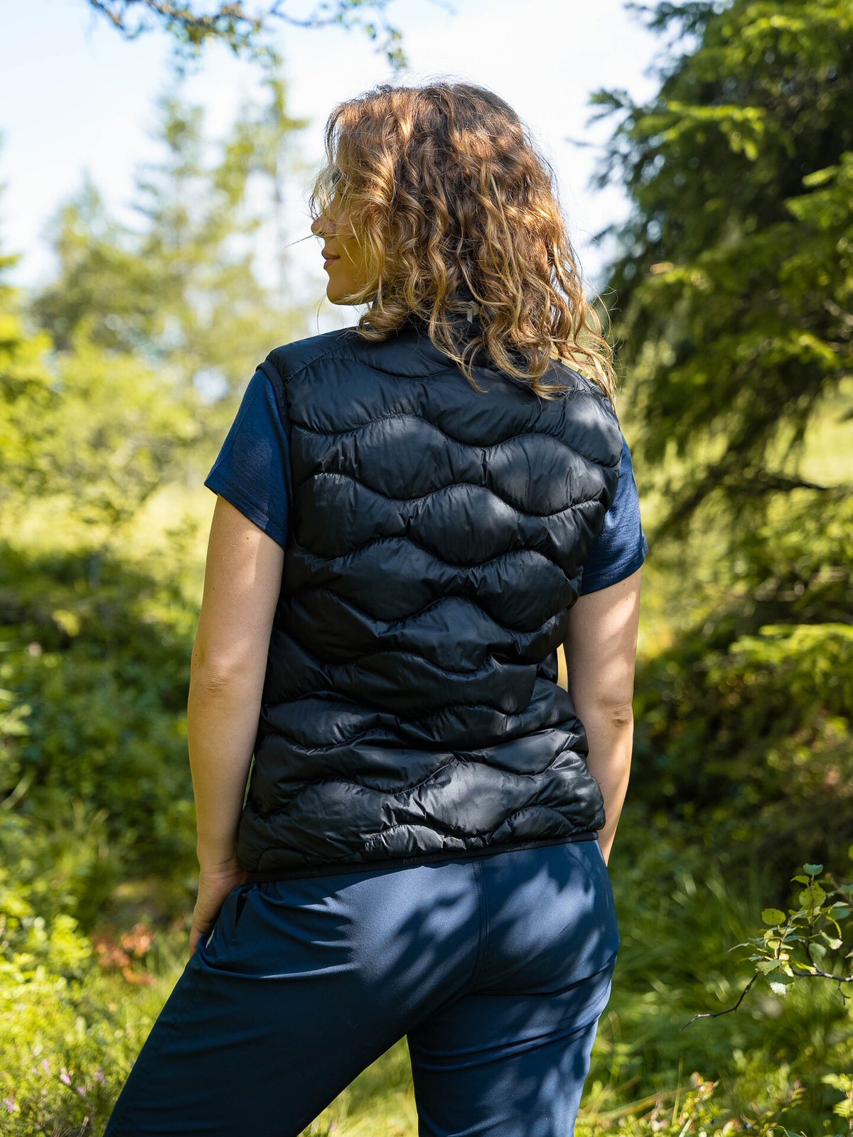 Peak Performance Helium Down Vest Women BLACK