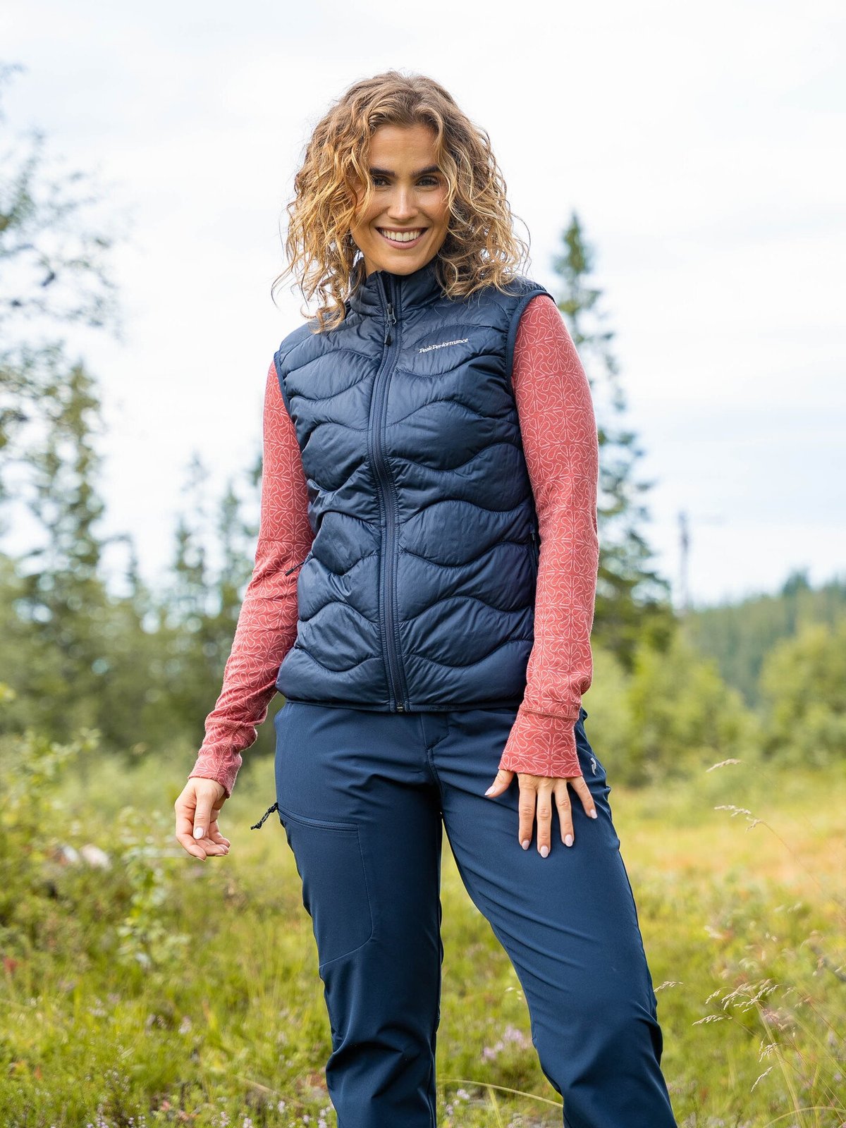 Peak Performance Helium Down Vest Women BLUE SHADOW