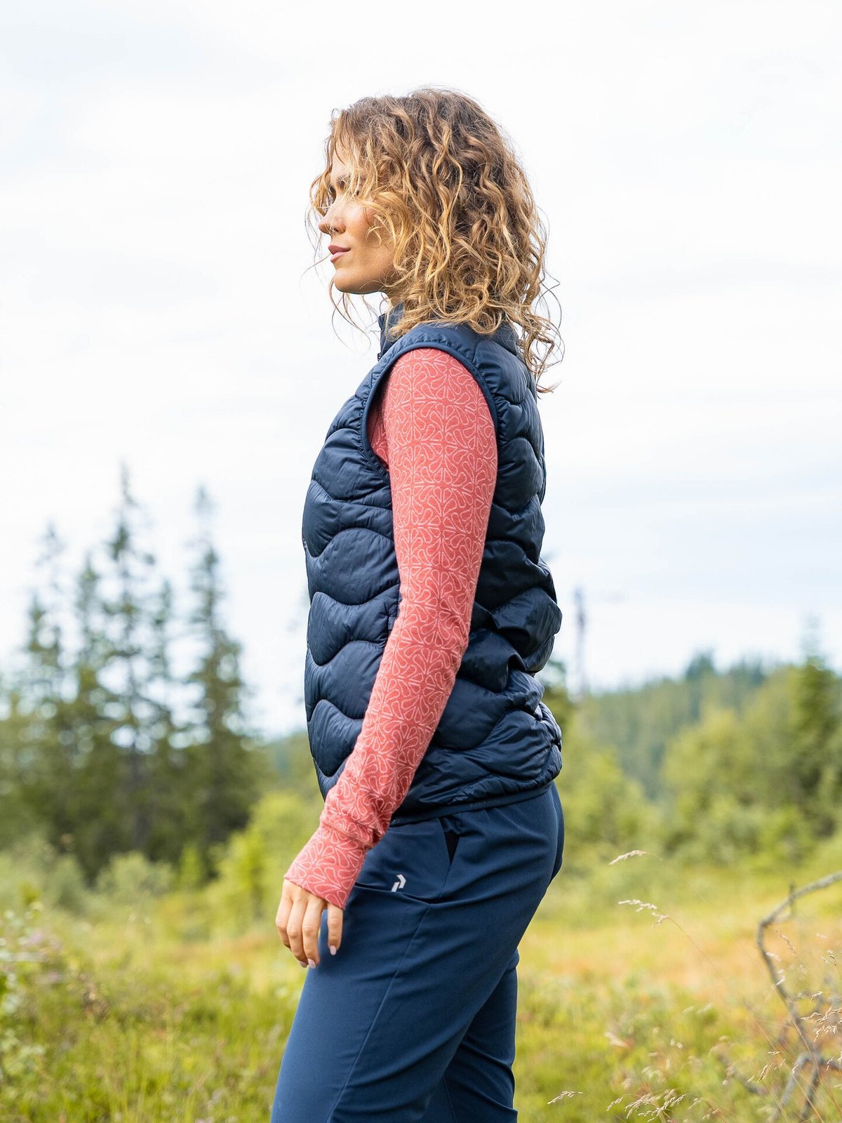 Peak Performance Helium Down Vest Women BLUE SHADOW