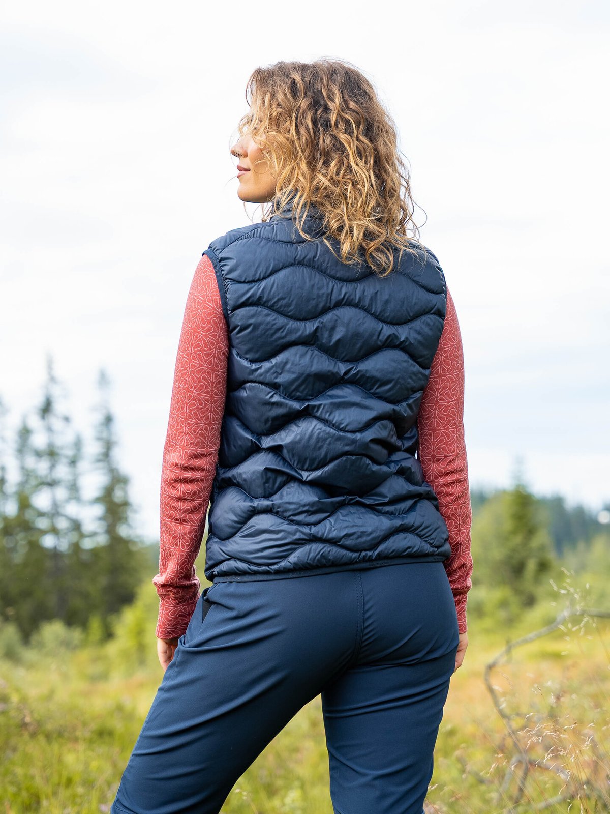 Peak Performance Helium Down Vest Women BLUE SHADOW