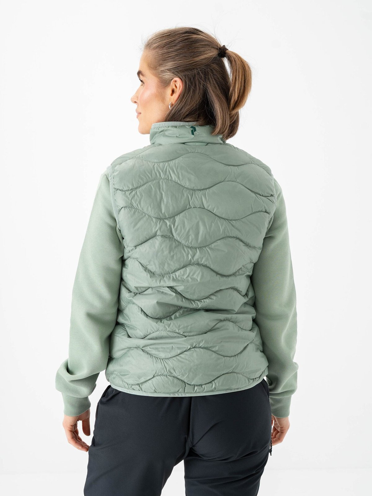 Peak Performance Helium Down Vest Women Green Valley
