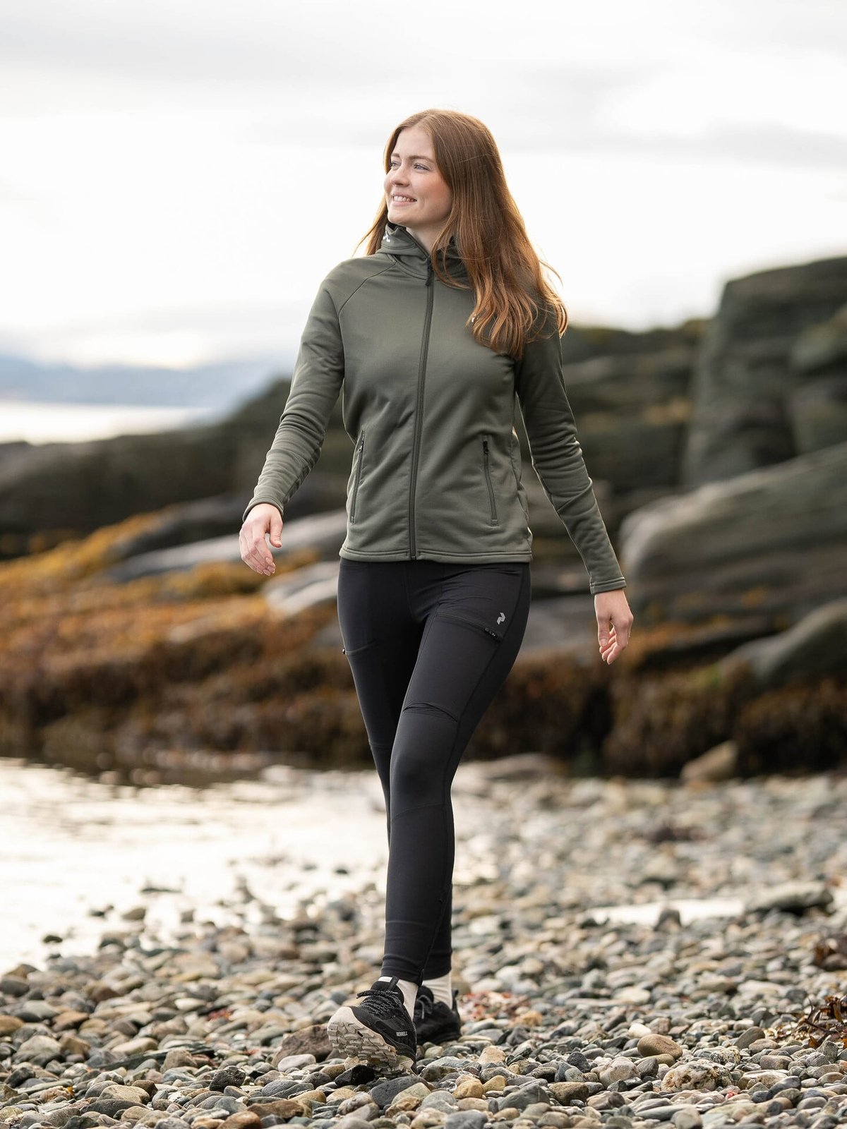 Peak Performance Rider Zip Hood Pine Needle
