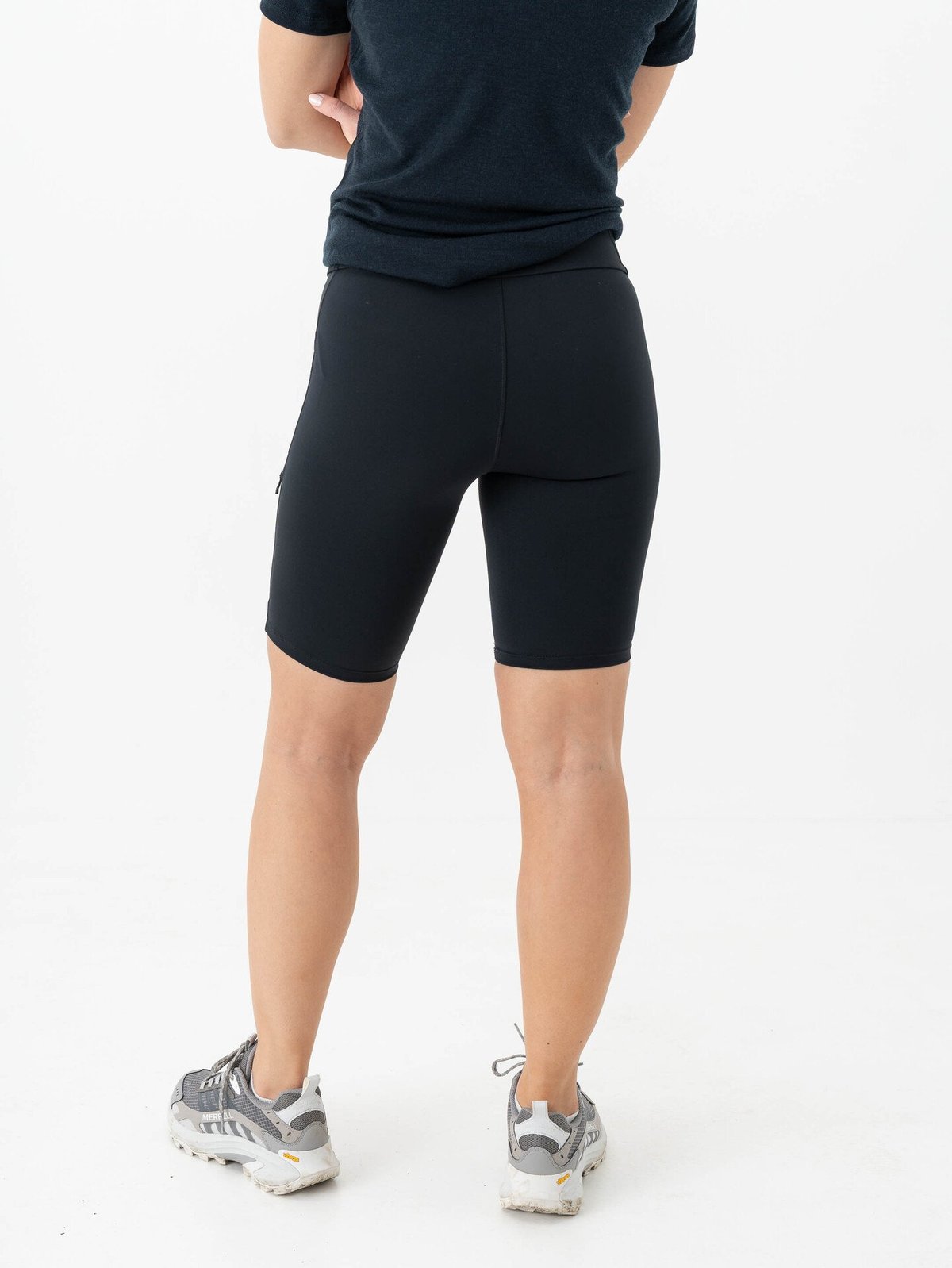 Peak Performance Ascent Track Shorts Black