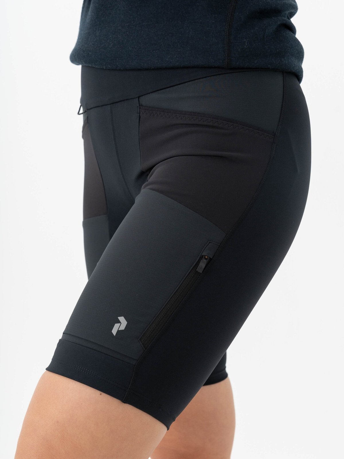 Peak Performance Ascent Track Shorts Black